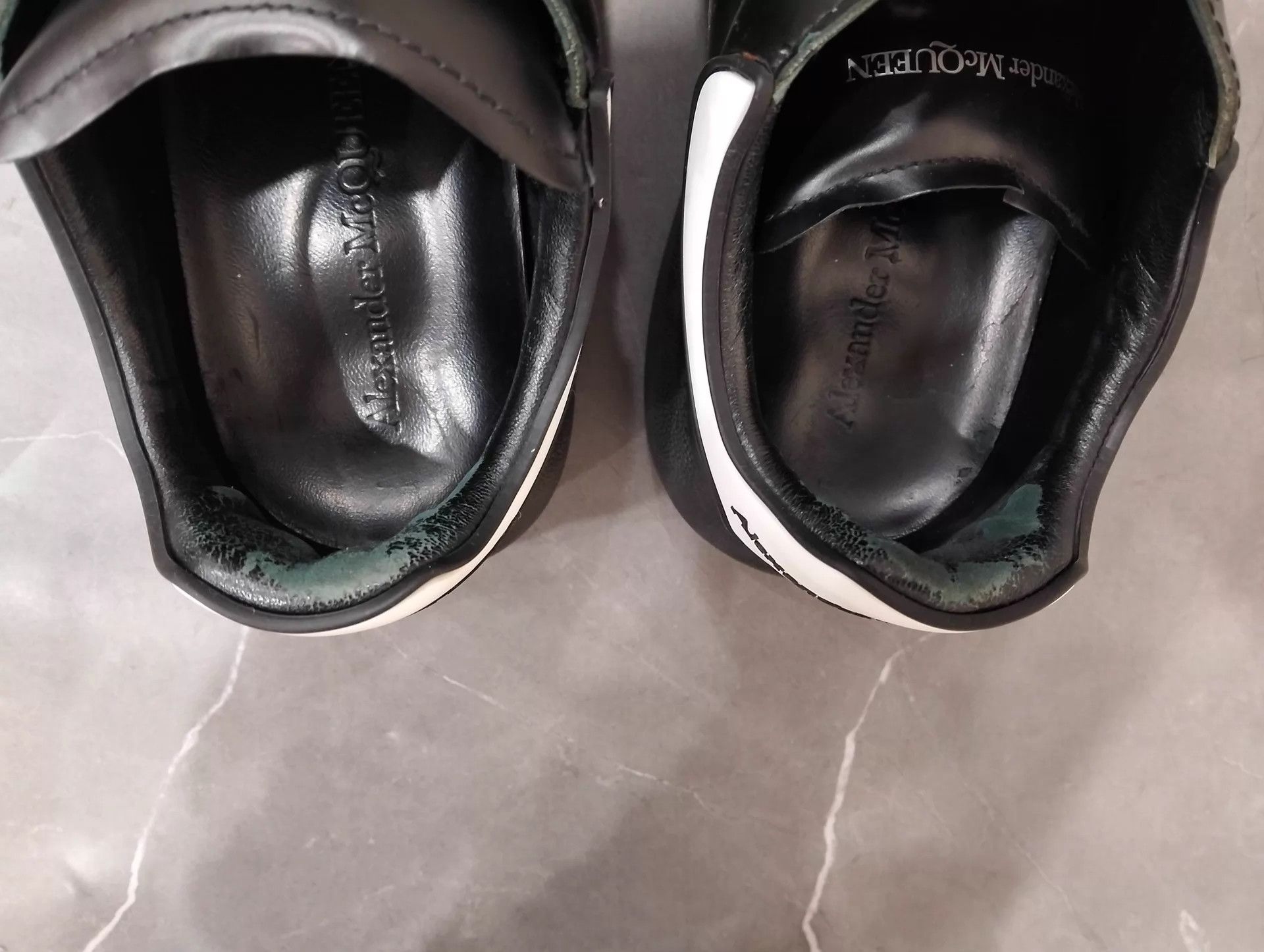 Alexander McQueen Alexander McQueen Black Sneaker 41 Size US 8 / EU 41 - 9 Thumbnail