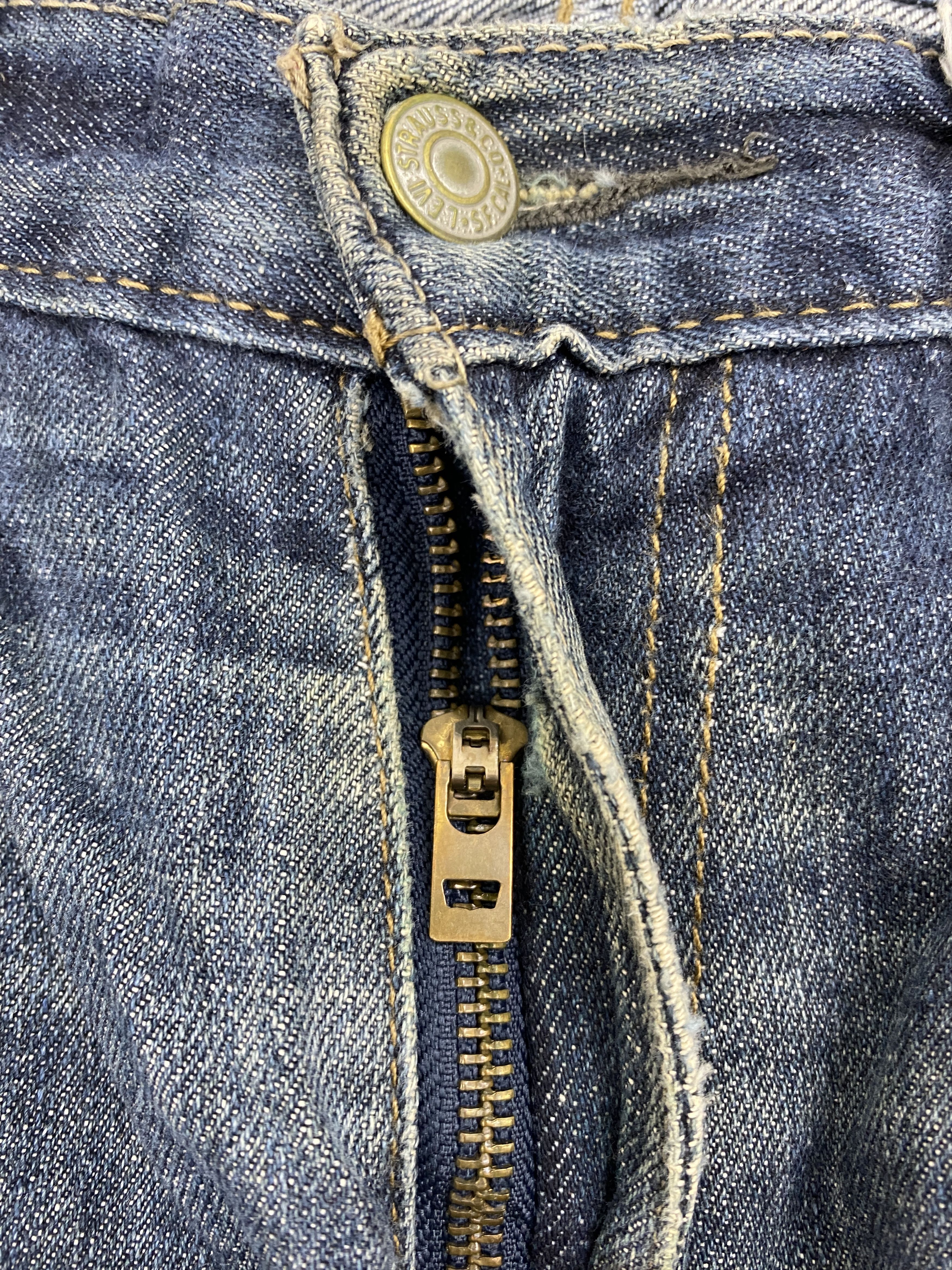 Levi's Vintage Distressed Levis 527 Flared Bootcut Blue Jeans S0045 Size US 35 - 15 Thumbnail
