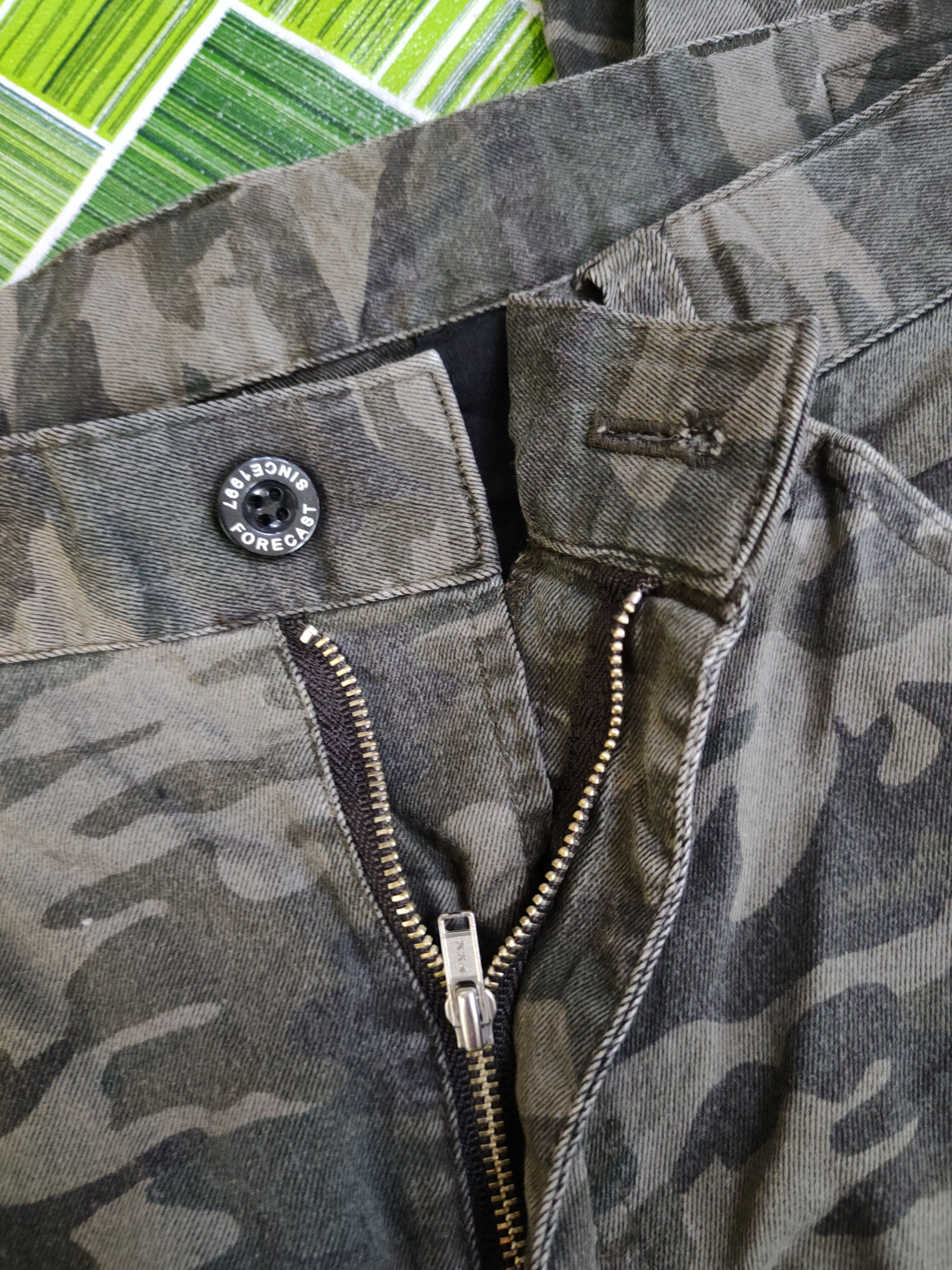 Japanese Brand Forecast Camouflage Multipocket Tactical Cargo Pants #S2428 Size US 33 - 15 Thumbnail