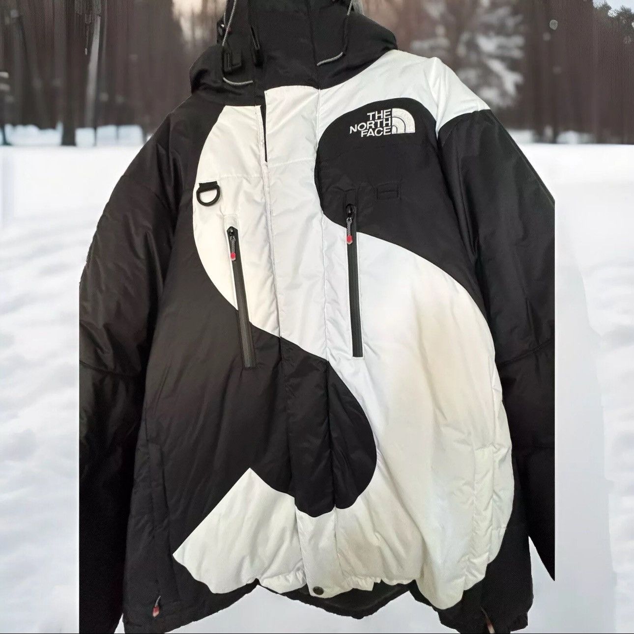 Supreme × The North Face Supreme x The North Face S Logo Himalayan Parka Size XL Size US XL / EU 56 / 4 - 2 Thumbnail