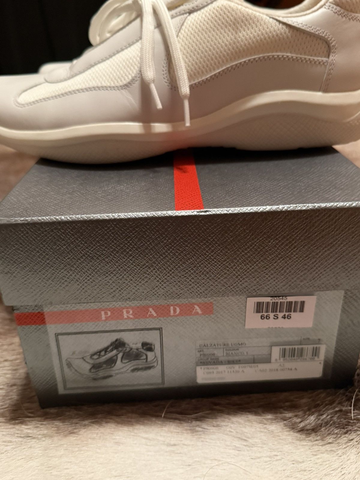 Prada Prada cup og Size US 7 / EU 40 - 4 Thumbnail