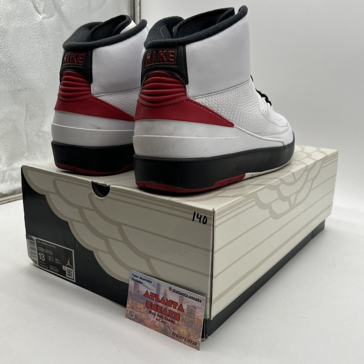 Jordan Brand Air Jordan 2 Chicago Size US 13 / EU 46 - 5 Thumbnail