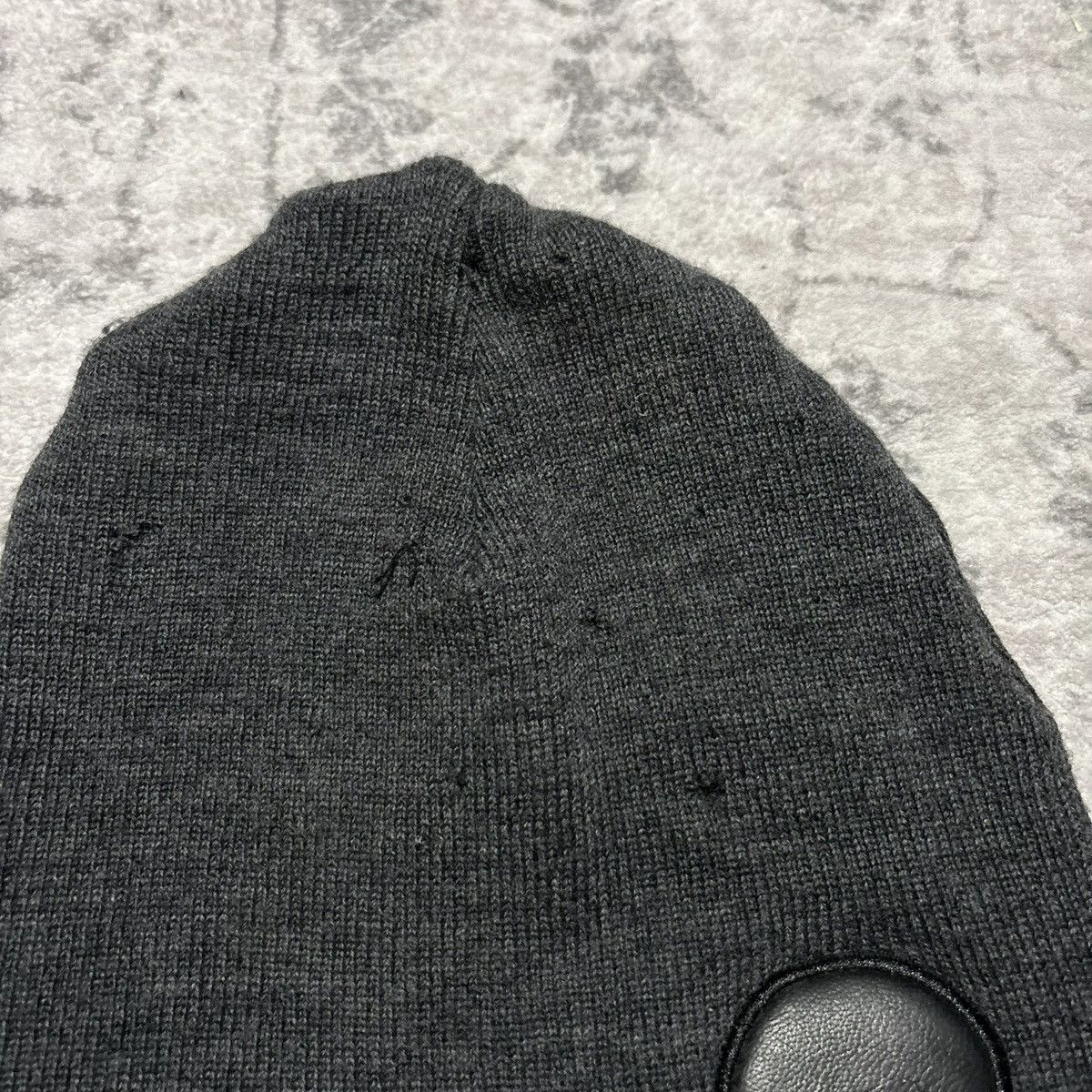 Roen Roen Leather Skull & Crossbones Patch Distressed Beanie Size ONE SIZE - 4 Thumbnail