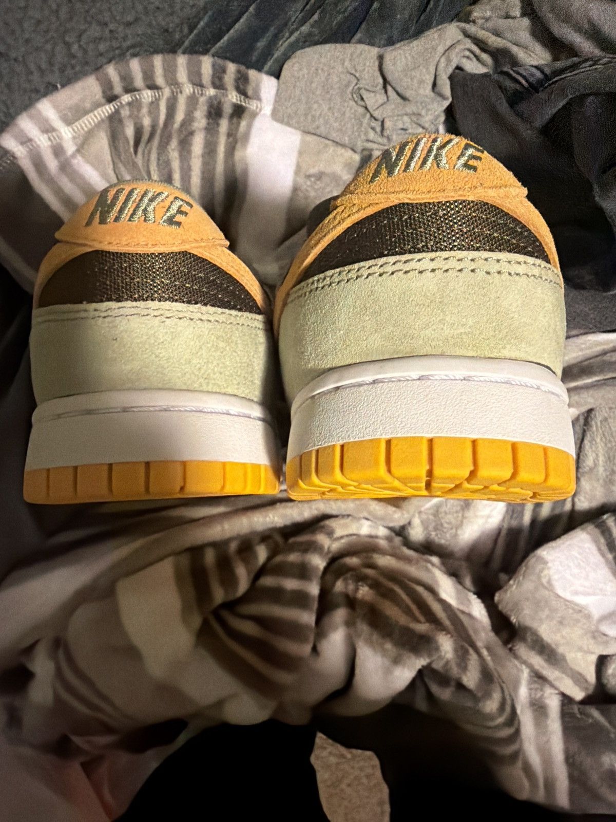 Nike Nike Dunk Low SE Dusty Olive Size 8.5 Replacement Box Size US 8.5 / EU 41-42 - 8 Thumbnail