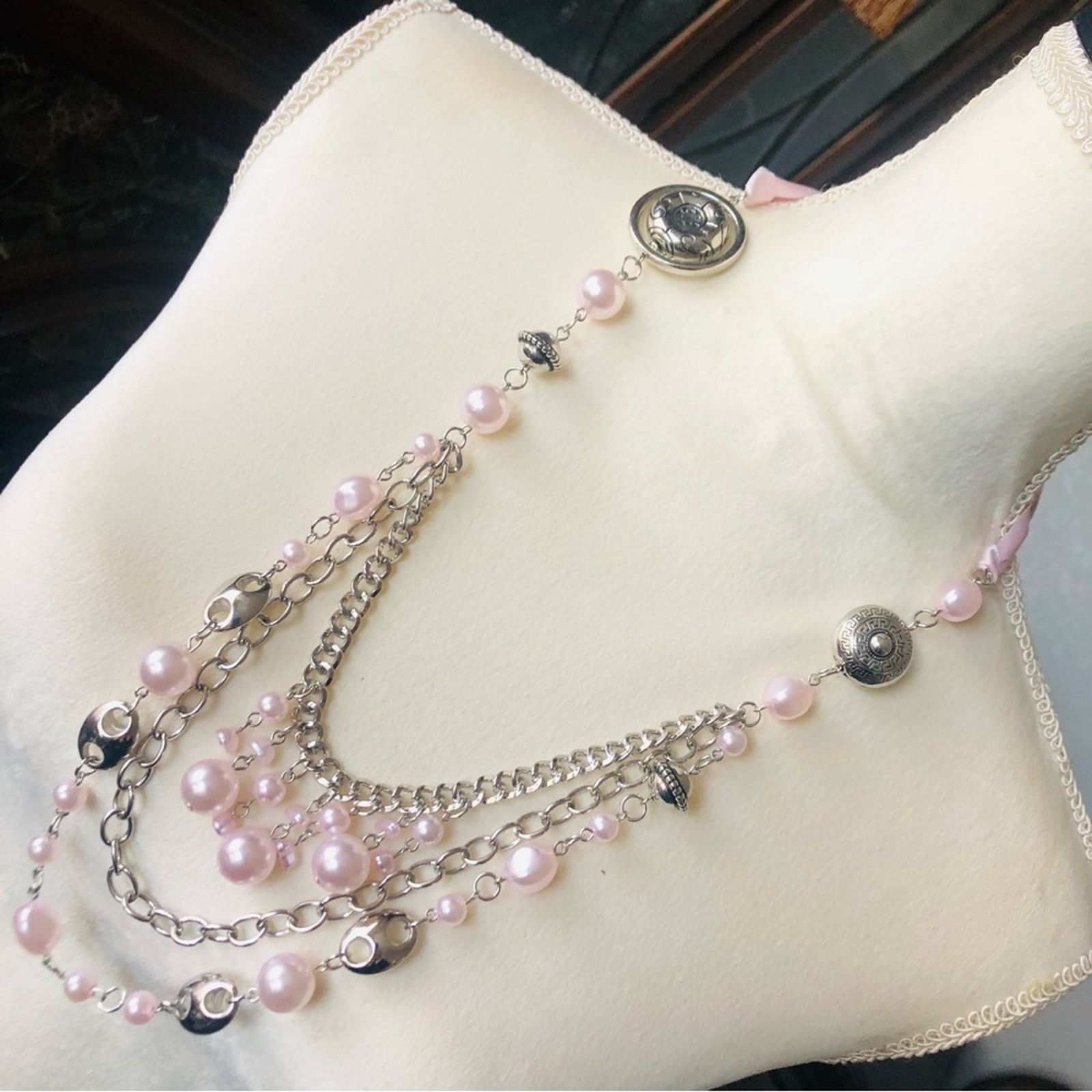 Jewelry Light lilac pearl beaded silver chain ribbon necklace Size ONE SIZE - 1 Thumbnail