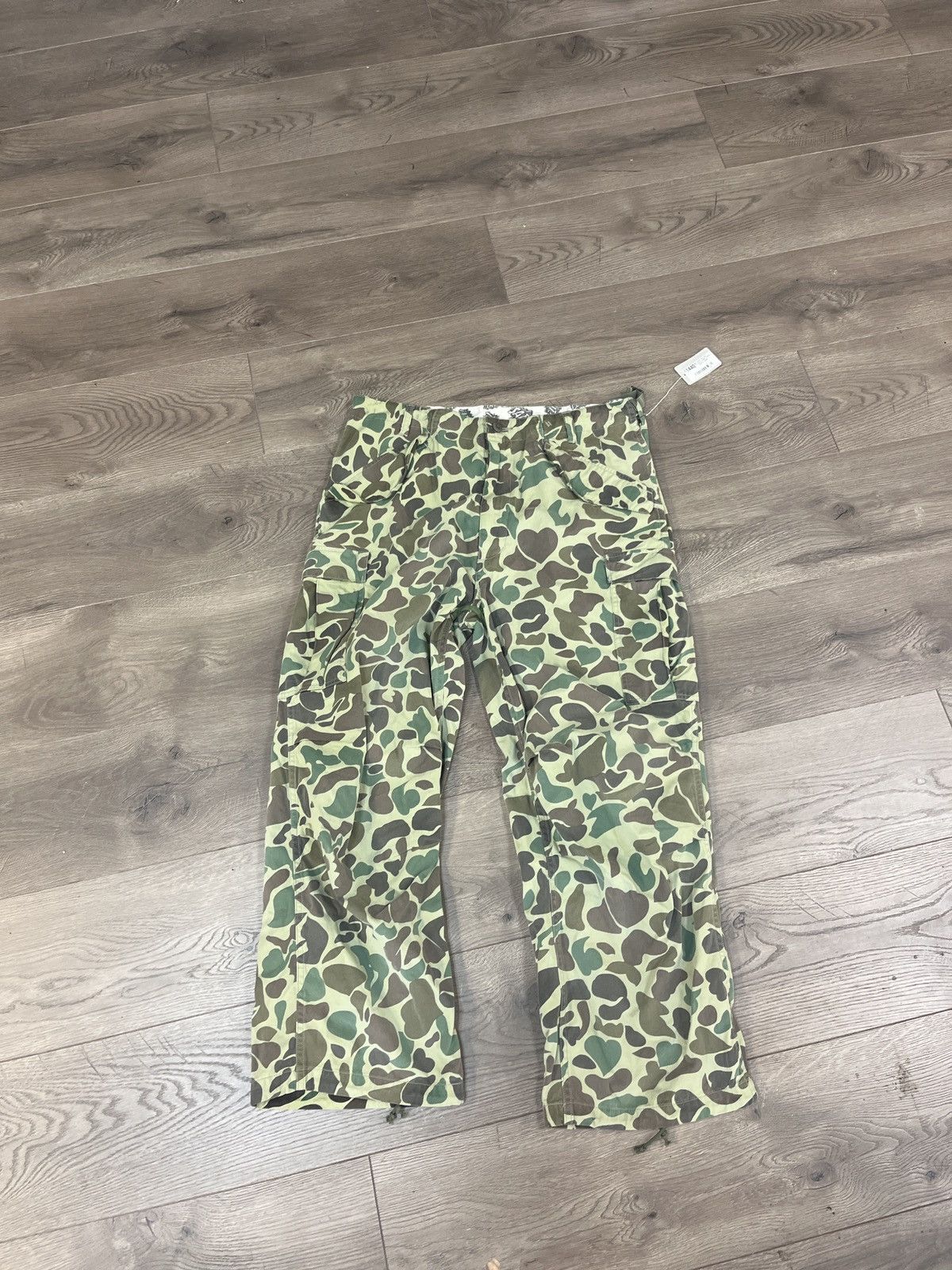 Saint Michael Saint Michael Camo Cargo Pants Size US 34 / EU 50 - 1 Thumbnail