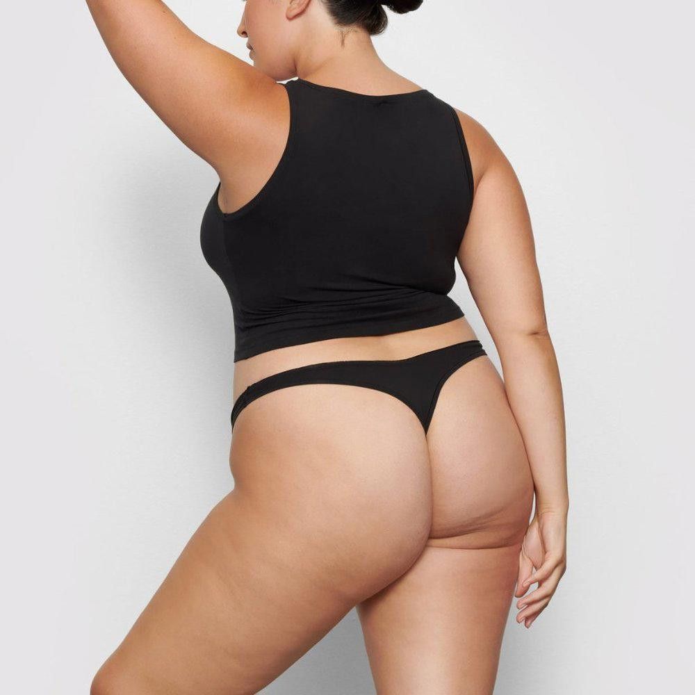 Designer CT572 Skims NWT Fits Everybody Thong Onyx 2X Size ONE SIZE - 3 Thumbnail
