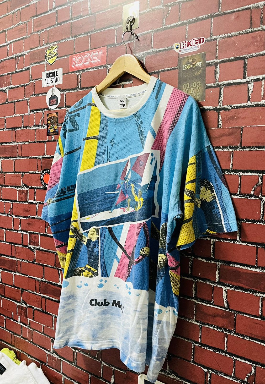 Sun Surf VINTAGE CLUB MED SURF FULLPRINTED 90s Size US XL / EU 56 / 4 - 2 Thumbnail