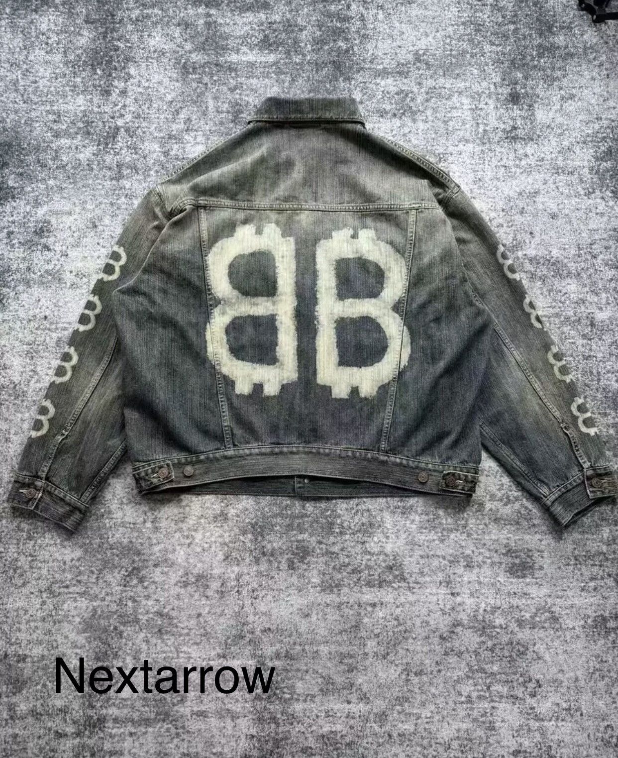 Balenciaga Balenciaga Mud Dye Destruction Double B Bitcoin Denim Jacket Size US S / EU 44-46 / 1 - 2 Thumbnail
