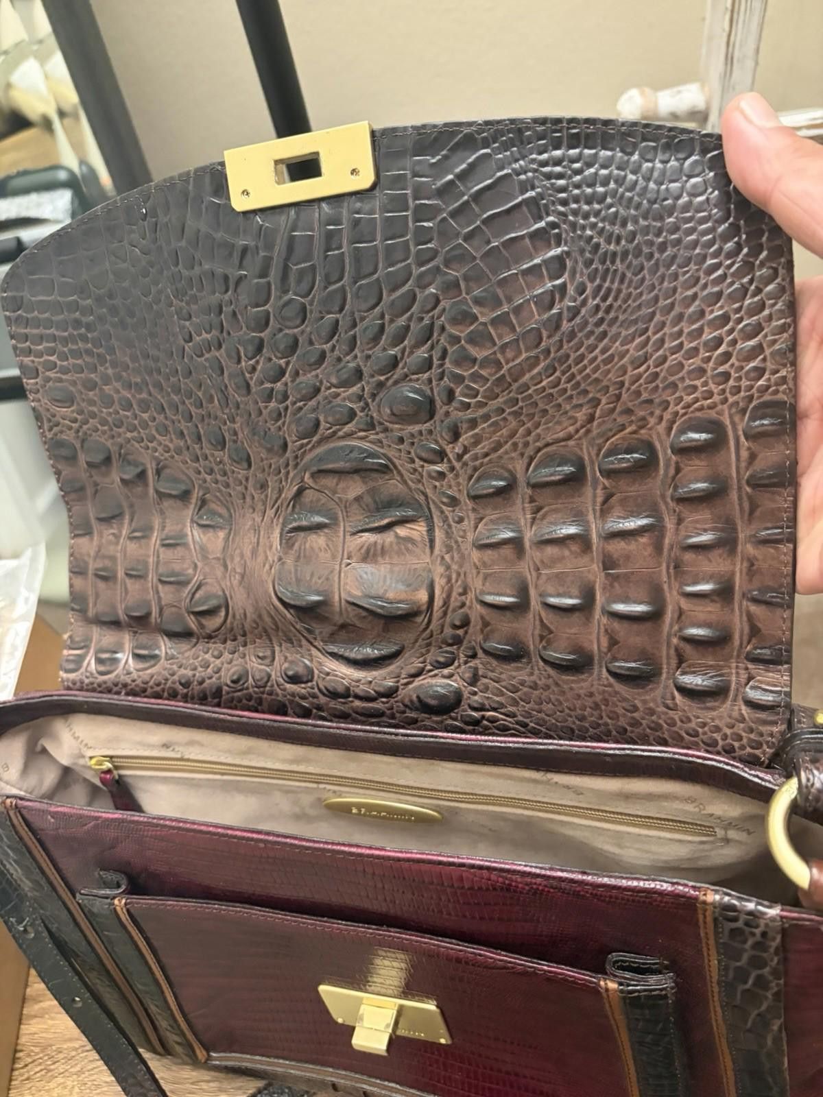 BRAHMIN Brahmin Red Leather Croc Print Buckle Flap Shoulder Handbag Size ONE SIZE - 12 Thumbnail