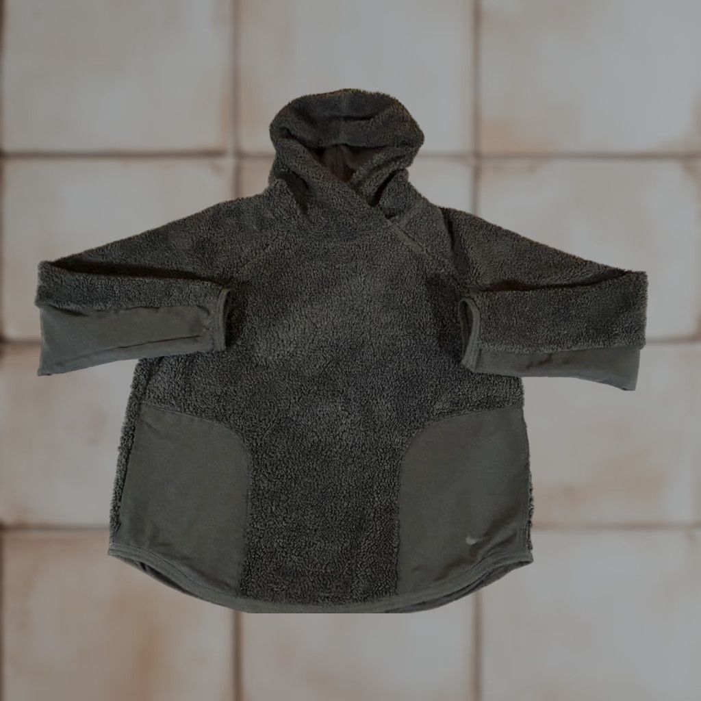 Nike Nike Hoodie Womens Medium Black Sherpa Fleece Pullover Sweatshirt Therma Deep Size M / US 6-8 / IT 42-44 - 1 Thumbnail