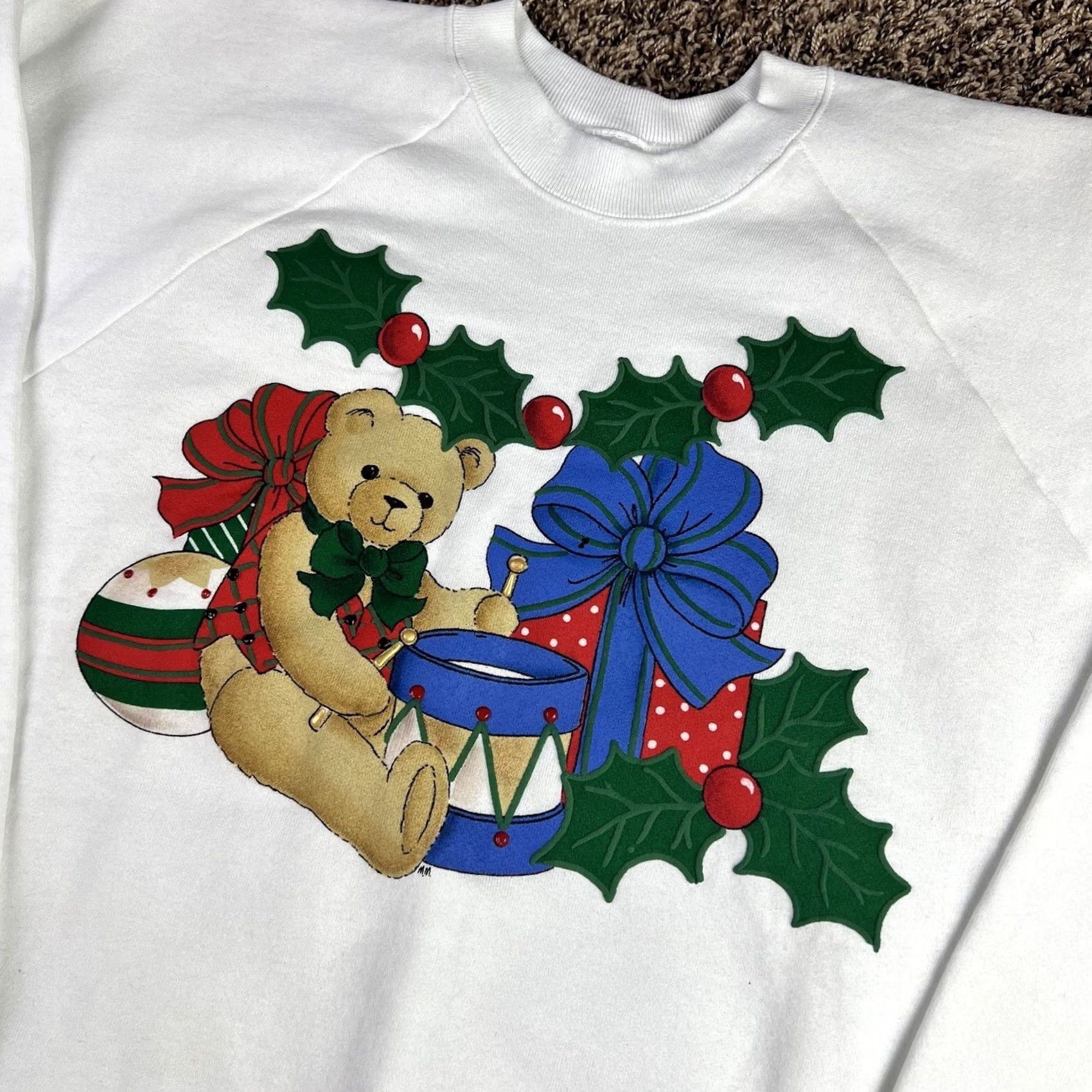 Fruit Of The Loom VINTAGE Christmas Bear Raglan Crewneck Sweatshirt XL Puff Print Made in USA Mens Sweatshirt Size US XL / EU 56 / 4 - 4 Thumbnail