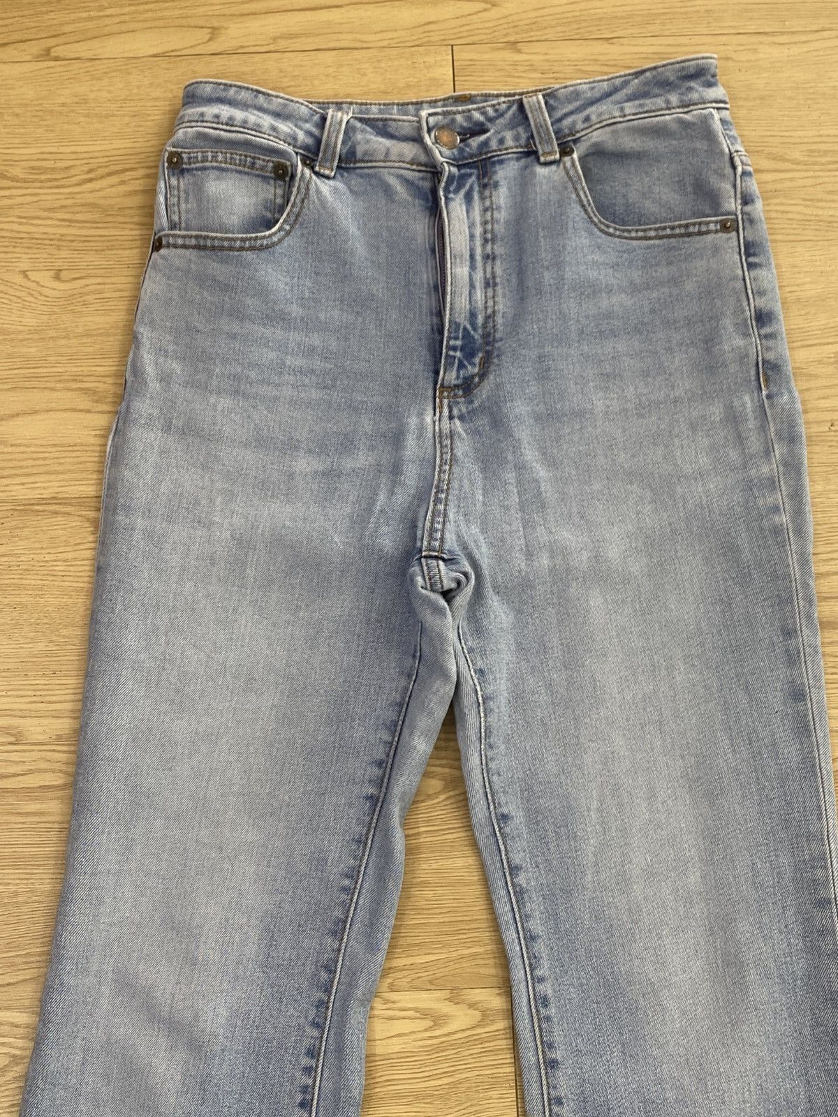GU GU Japanese Brand Blue Faded Style Flare Jeans Size US 29 - 2 Thumbnail