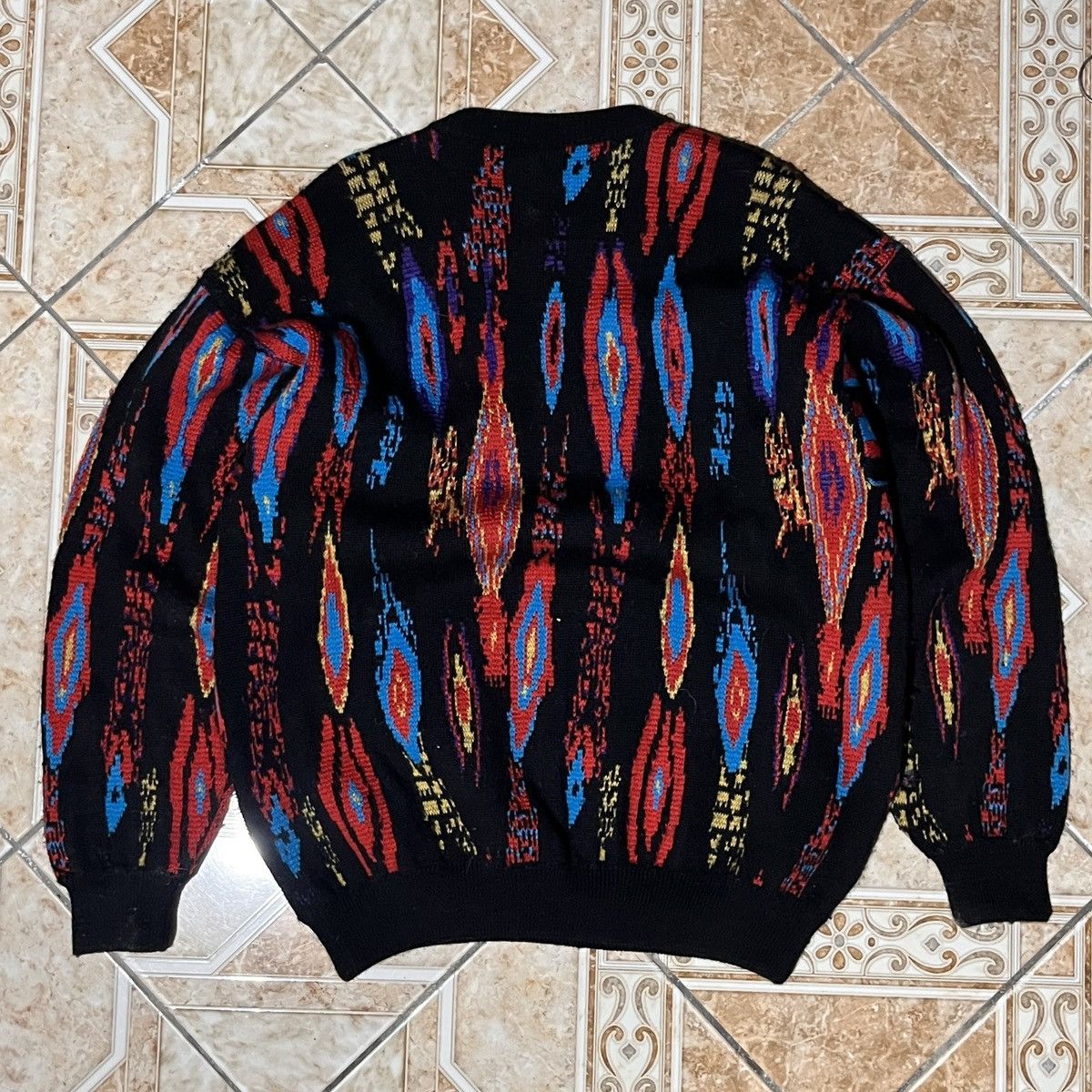Coogi Vintage COOGI Wool Sweater XL Rare ‘90–‘93 Made in Australia Size US XL / EU 56 / 4 - 3 Thumbnail