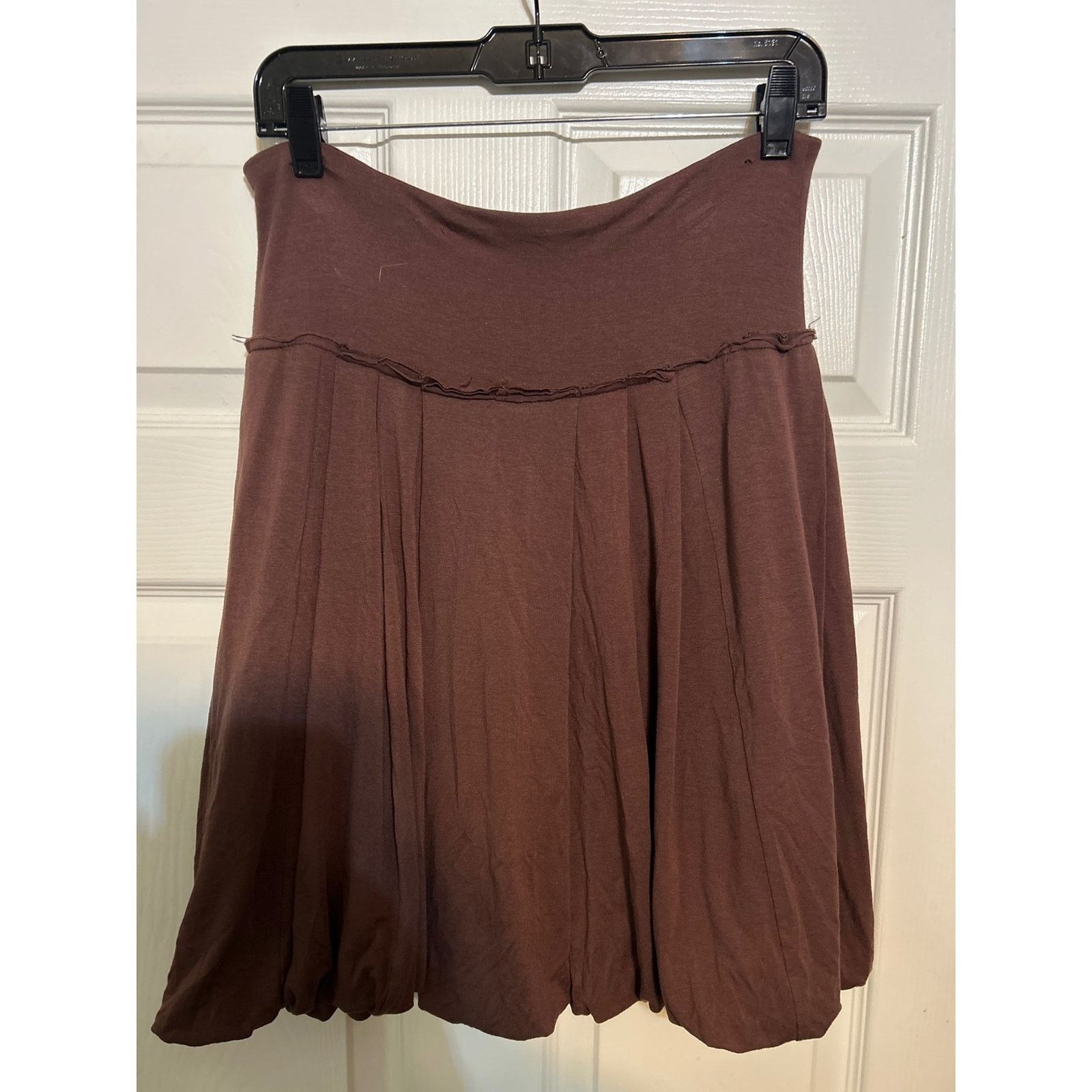 Bcbgmaxazria BCBGMAXAZRIA Brown Bubble Hem Pleated Mini Skirt XS Y2K Size 26" / US 2 / IT 38 - 3 Thumbnail