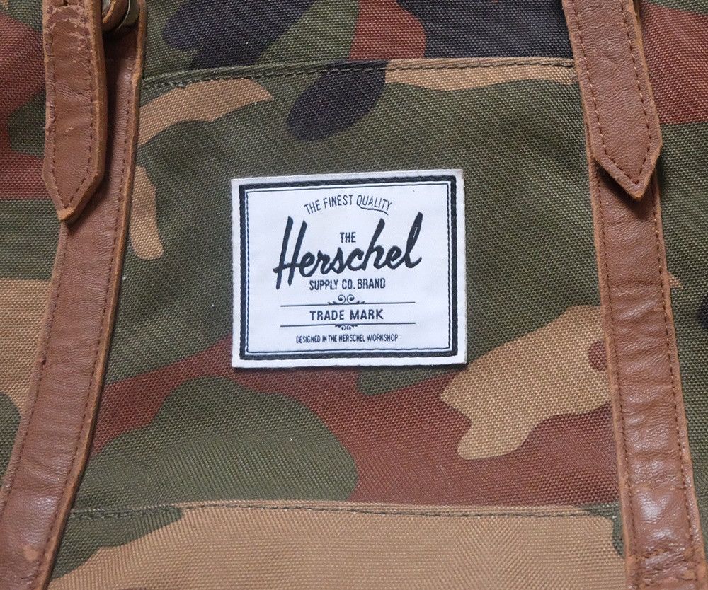 Herschel Supply Co. Herschel Retreat Woodland Camo Backpack Size ONE SIZE - 2 Thumbnail
