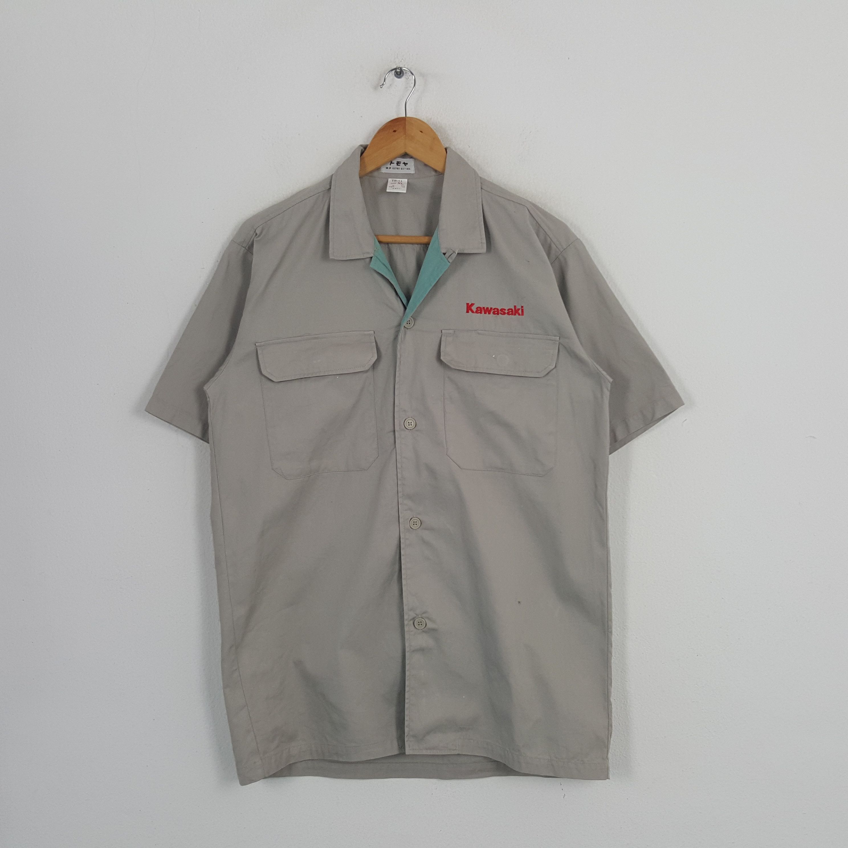 Japanese Brand Vintage Kawasaki Motorsports Racing Shirt Button up C219N55 Size US L / EU 52-54 / 3 - 1 Thumbnail