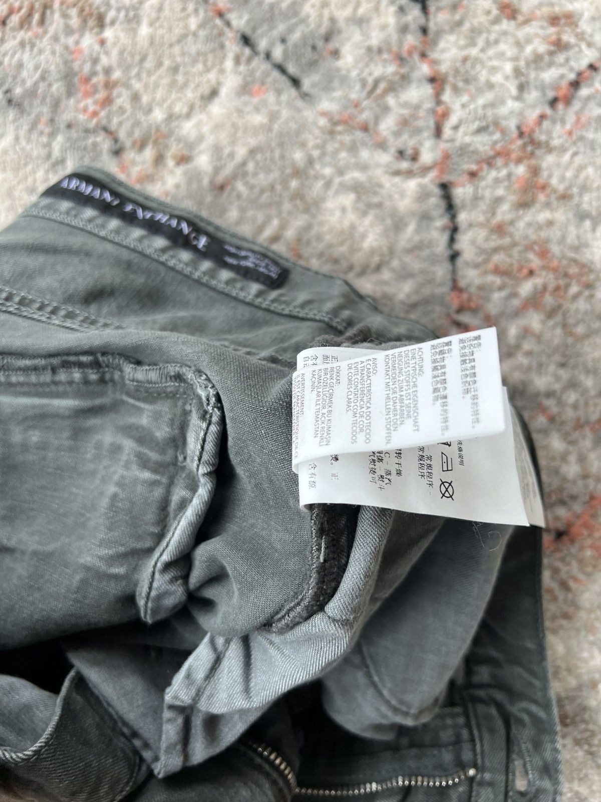Armani Exchange Armani Exchange Skinny Jeans Size US 33 - 8 Thumbnail