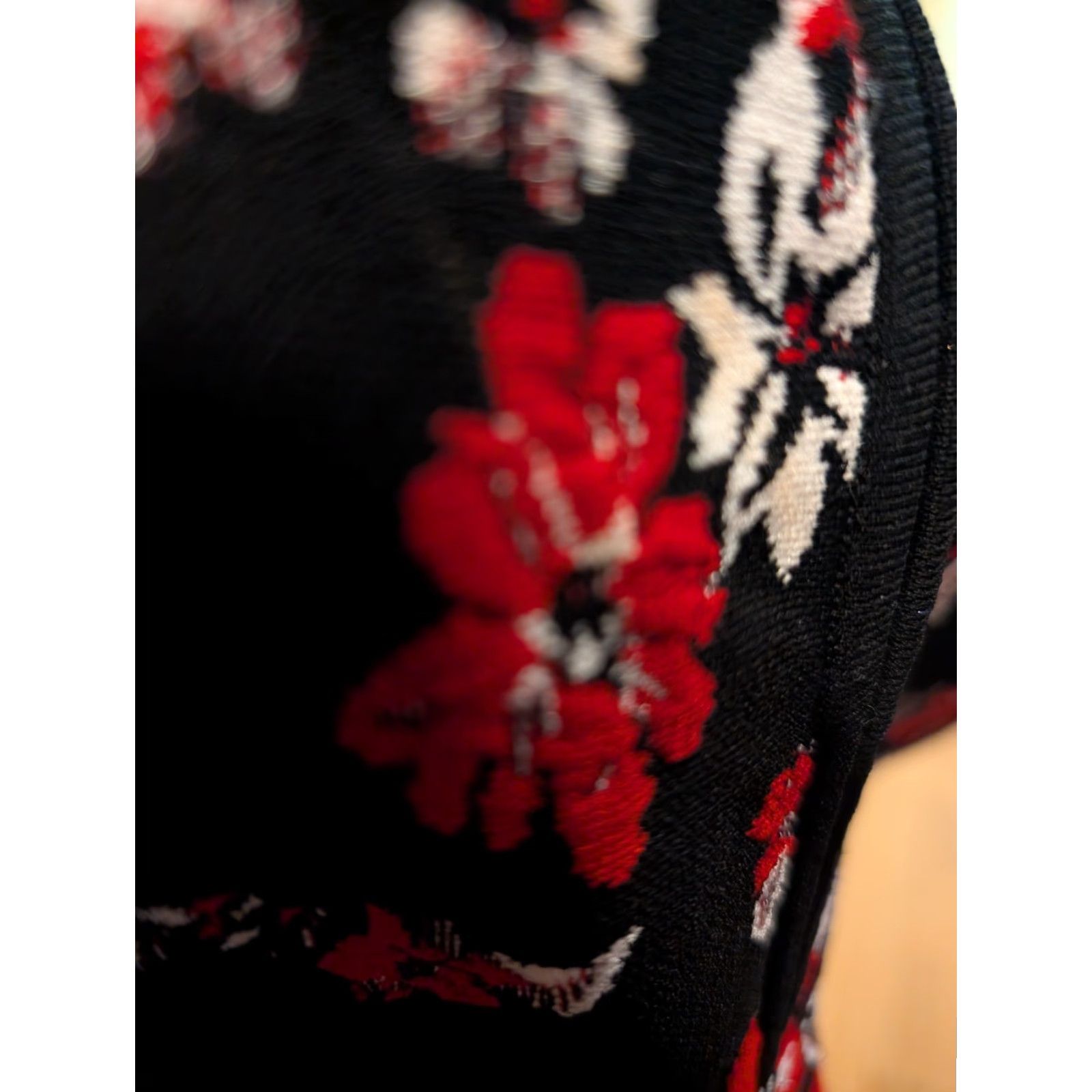 MILLY MILLY Black Twilight Floral Peplum Sleeveless Top Mockneck Womens M Black Floral Knit Polyester Elastane Sleeveless Top Contrast Trim Mock Neck Zipper Size M / US 6-8 / IT 42-44 - 5 Thumbnail