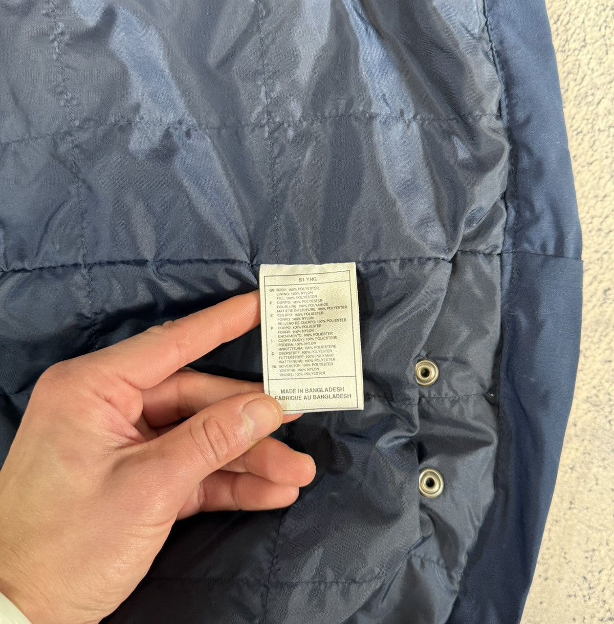 Nike Nike Vintage Puffer Vest Men’s Blue Size M Jacket 90s Style Size US M / EU 48-50 / 2 - 10 Thumbnail