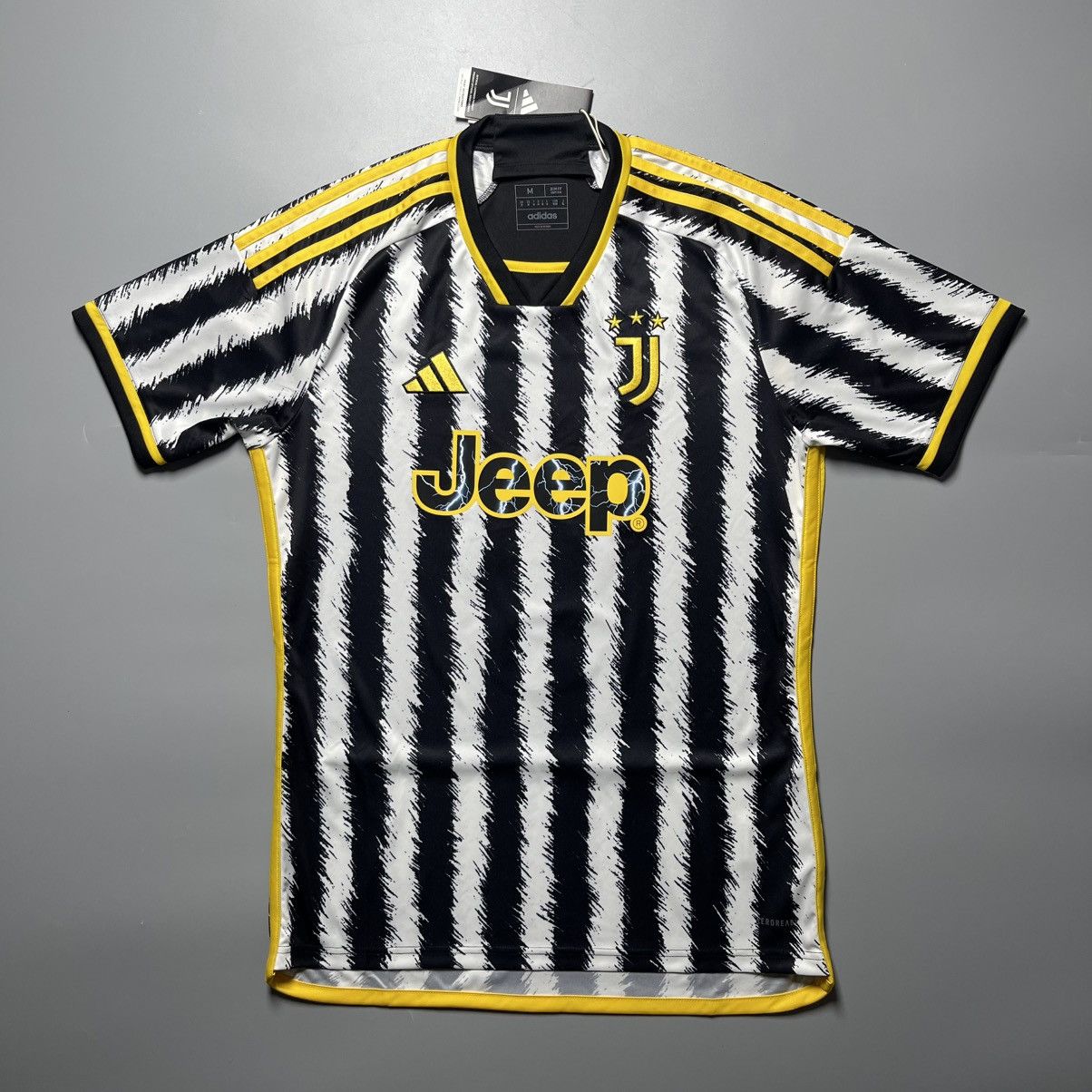 Adidas JUVENTUS ADIDAS 2024/2025 FOOTBALL HOME SOCCER JERSEY Size US M / EU 48-50 / 2 - 1 Thumbnail