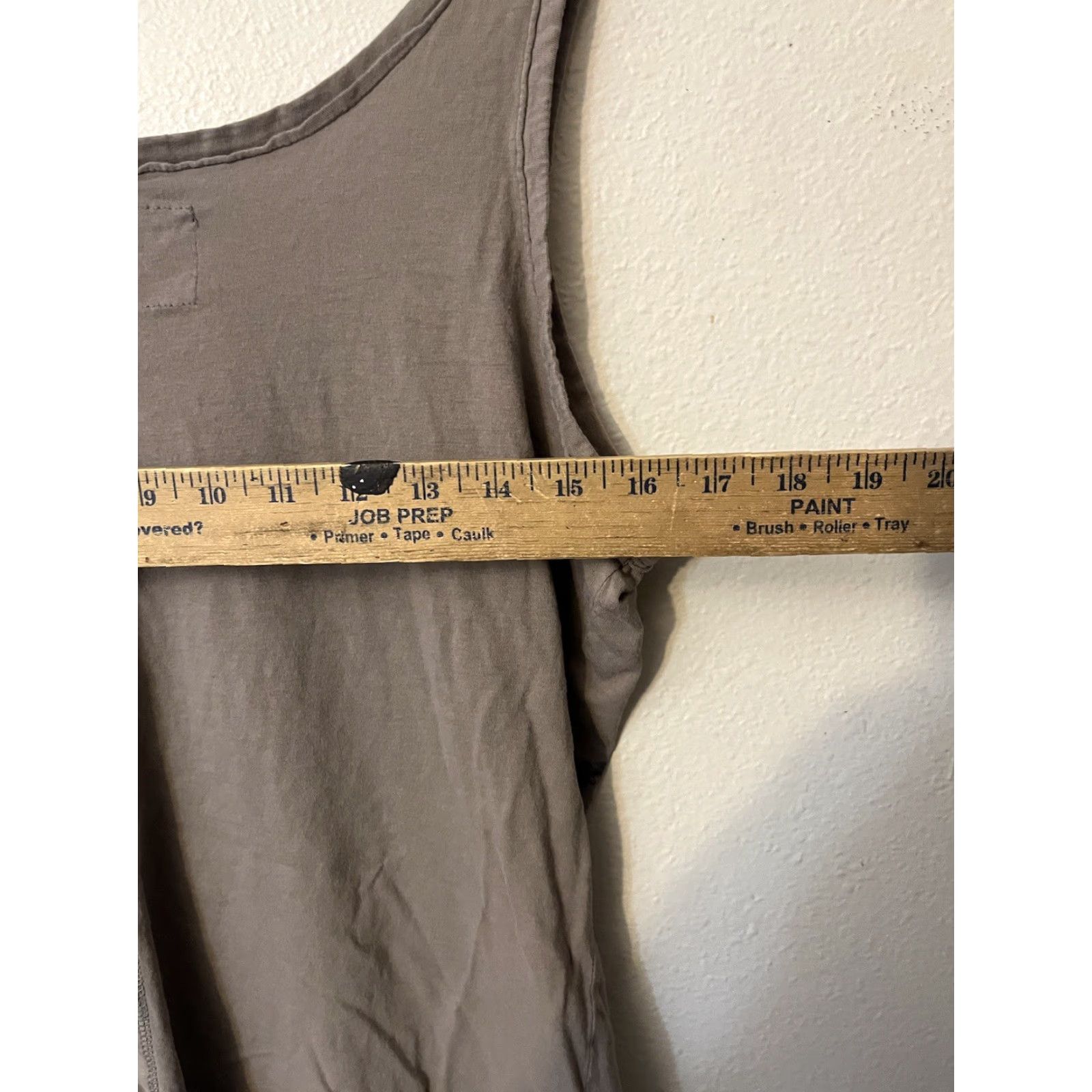 DKNY DKNY Tank Womens Size M Gray Sequin Floral Graphic Sleeveless Scoop Neck Casual Basic 90s? No, avoid unsupported. Size M / US 6-8 / IT 42-44 - 4 Thumbnail