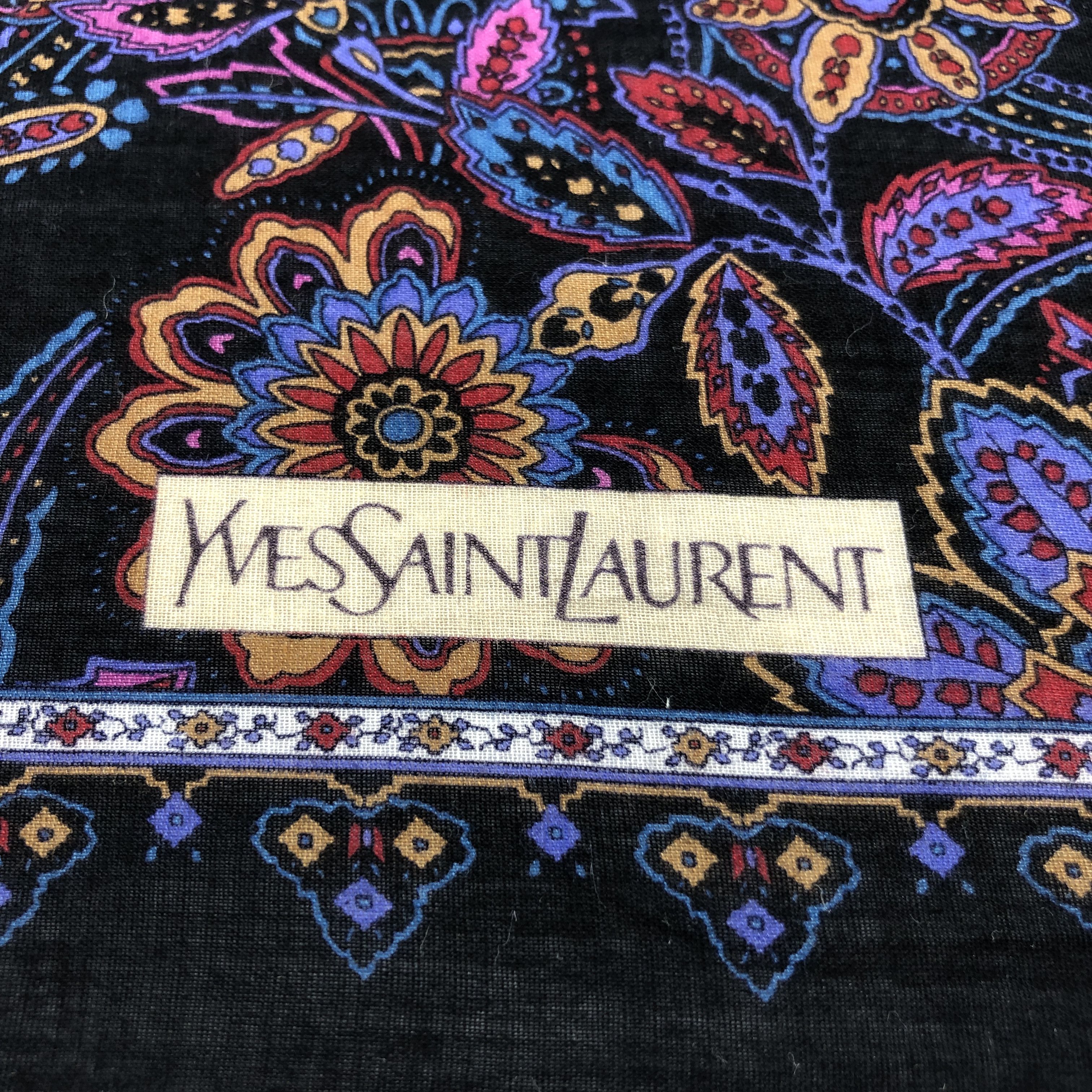 Yves Saint Laurent YSL Handkerchief Neckerchief Bandana H2951 Size ONE SIZE - 3 Thumbnail