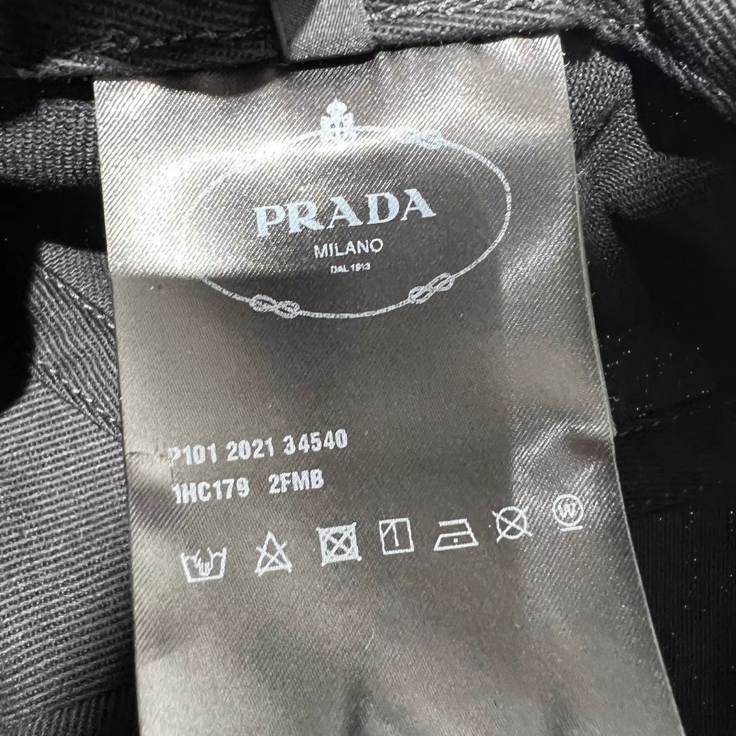 Prada Prada black embroidered triangle logo baseball cap M FC0265 Size ONE SIZE - 6 Thumbnail