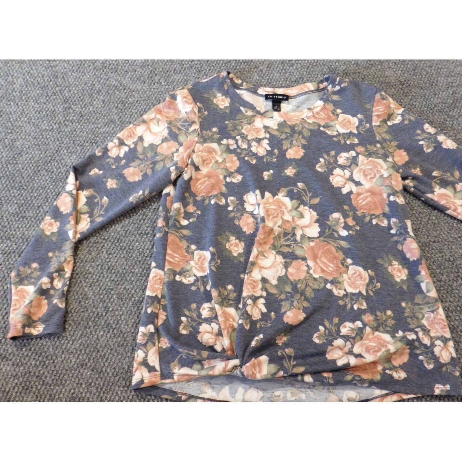 Vintage I.N. Studio Womens blouse Small blue floral pull over stretch long sleeve blouse Size S / US 4 / IT 40 - 3 Thumbnail