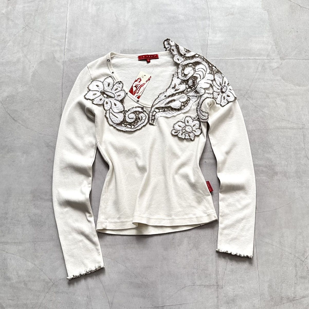 Hysteric Glamour Y2K Flower Embroidered Long Sleeve T Shirt Sarah Pacini Vibe Size XS / US 0-2 / IT 36-38 - 1 Thumbnail