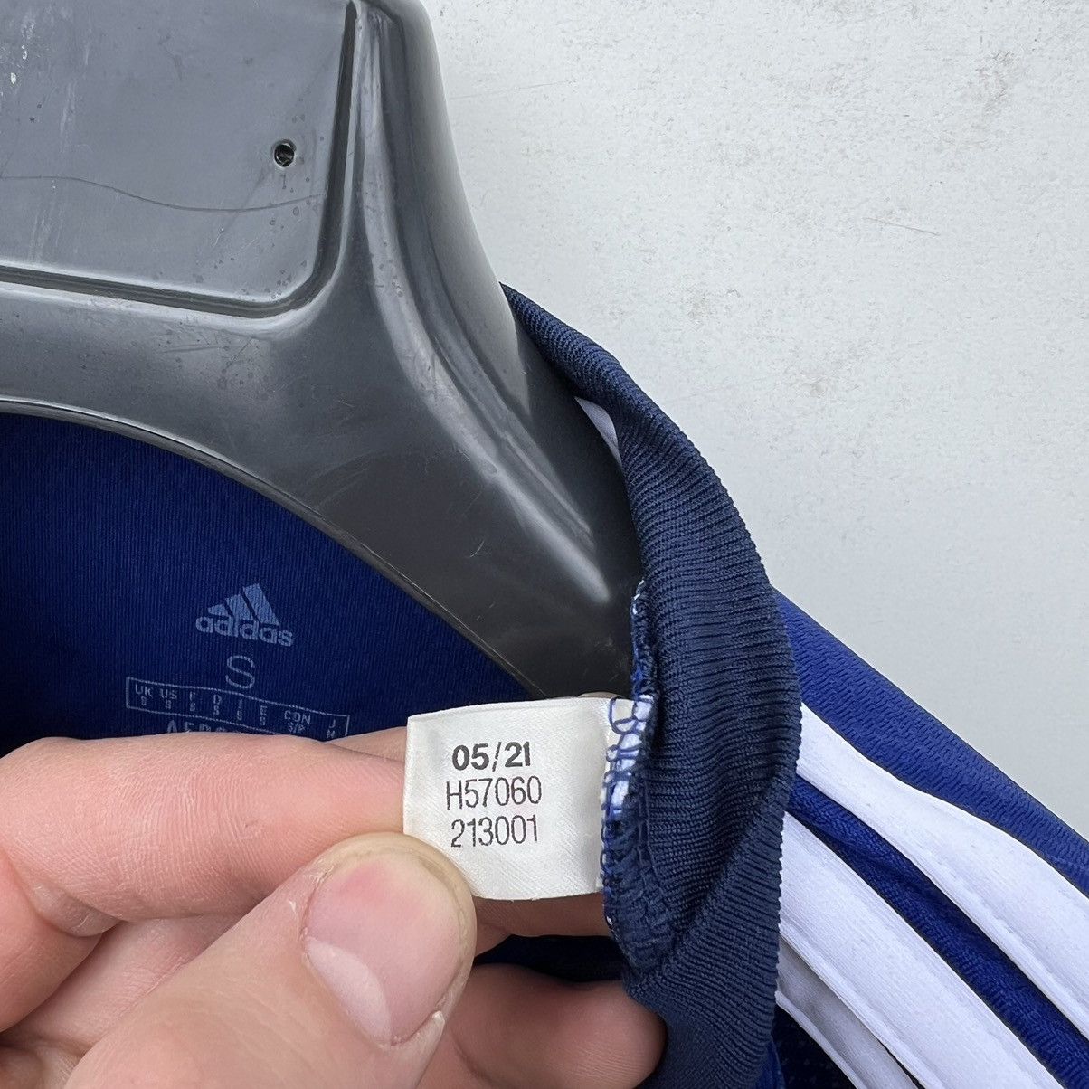 Adidas LEEDS UNITED 2021 2022 JERSEY Phillips 23 Size US S / EU 44-46 / 1 - 3 Thumbnail