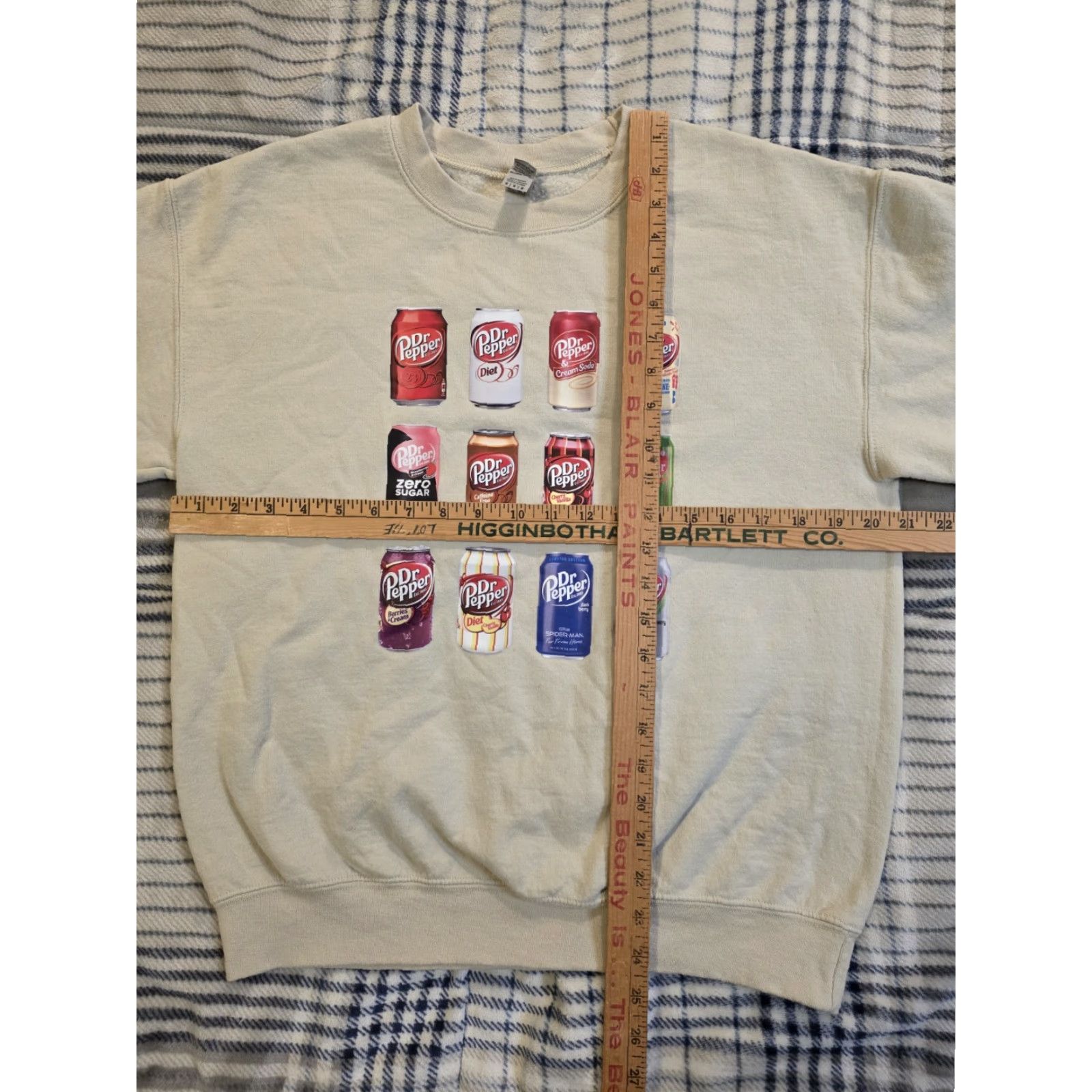 Gildan VINTAGE Dr. Pepper Multi Can Flavor Crewneck Sweatshirt Gildan Light Beige Adult Medium Size US M / EU 48-50 / 2 - 5 Thumbnail