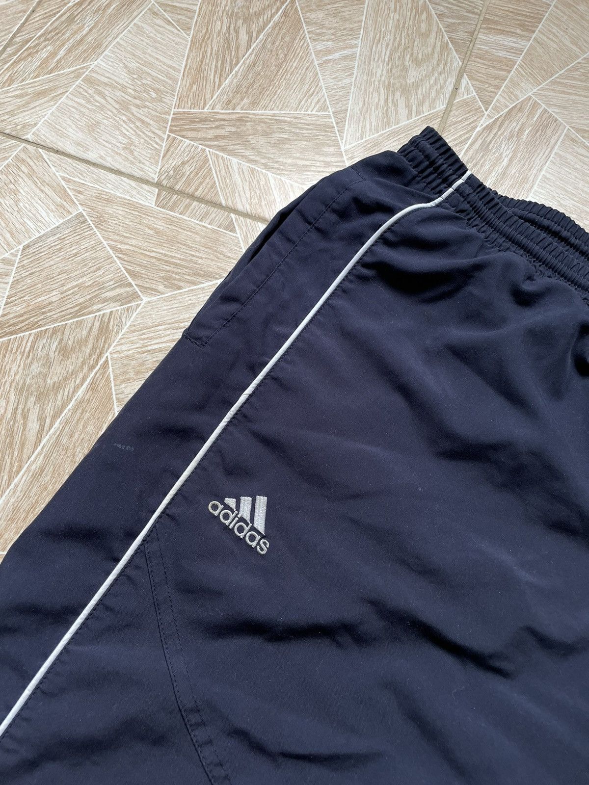 Adidas × Vintage Japanese Y2K Vintage Retro Adidas Pants Big Logo 2002 Baggy Size US 34 / EU 50 - 5 Thumbnail