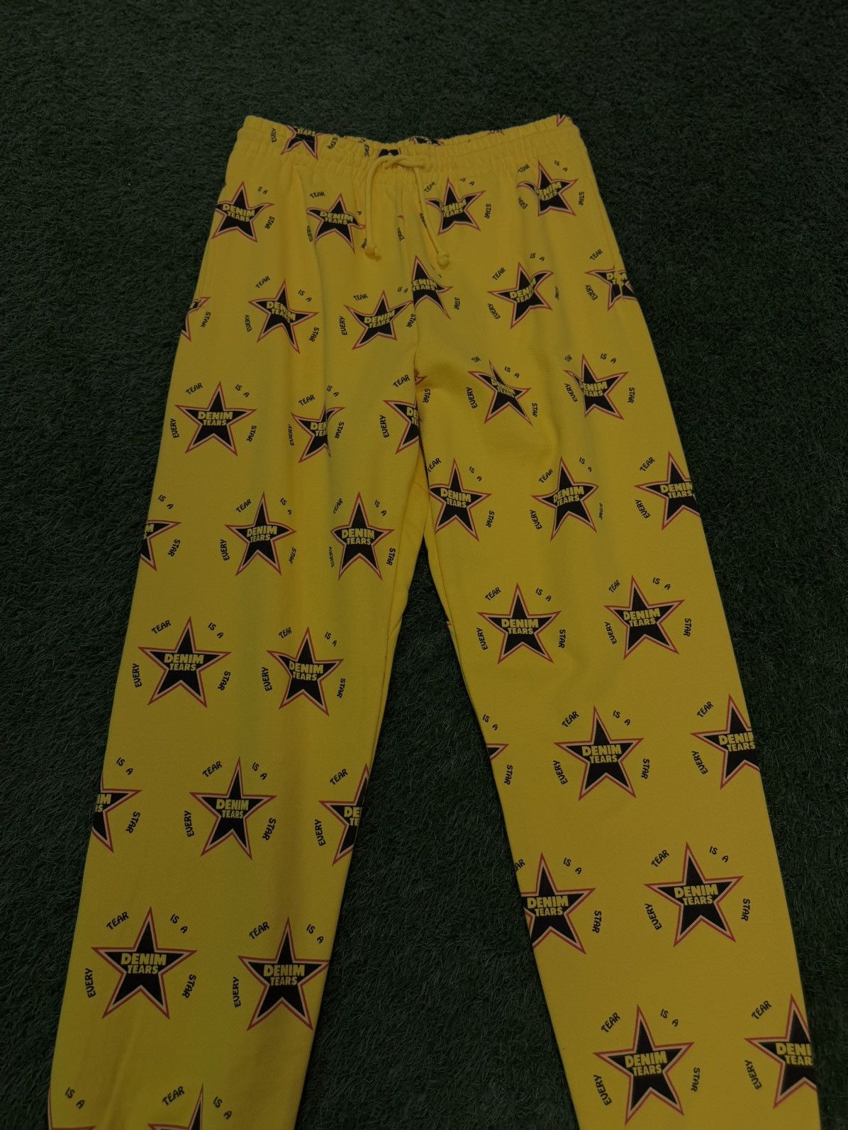 DENIM TEARS Denim Tears Yellow Sweatpants Size M (NEW) Size US 32 / EU 48 - 3 Thumbnail