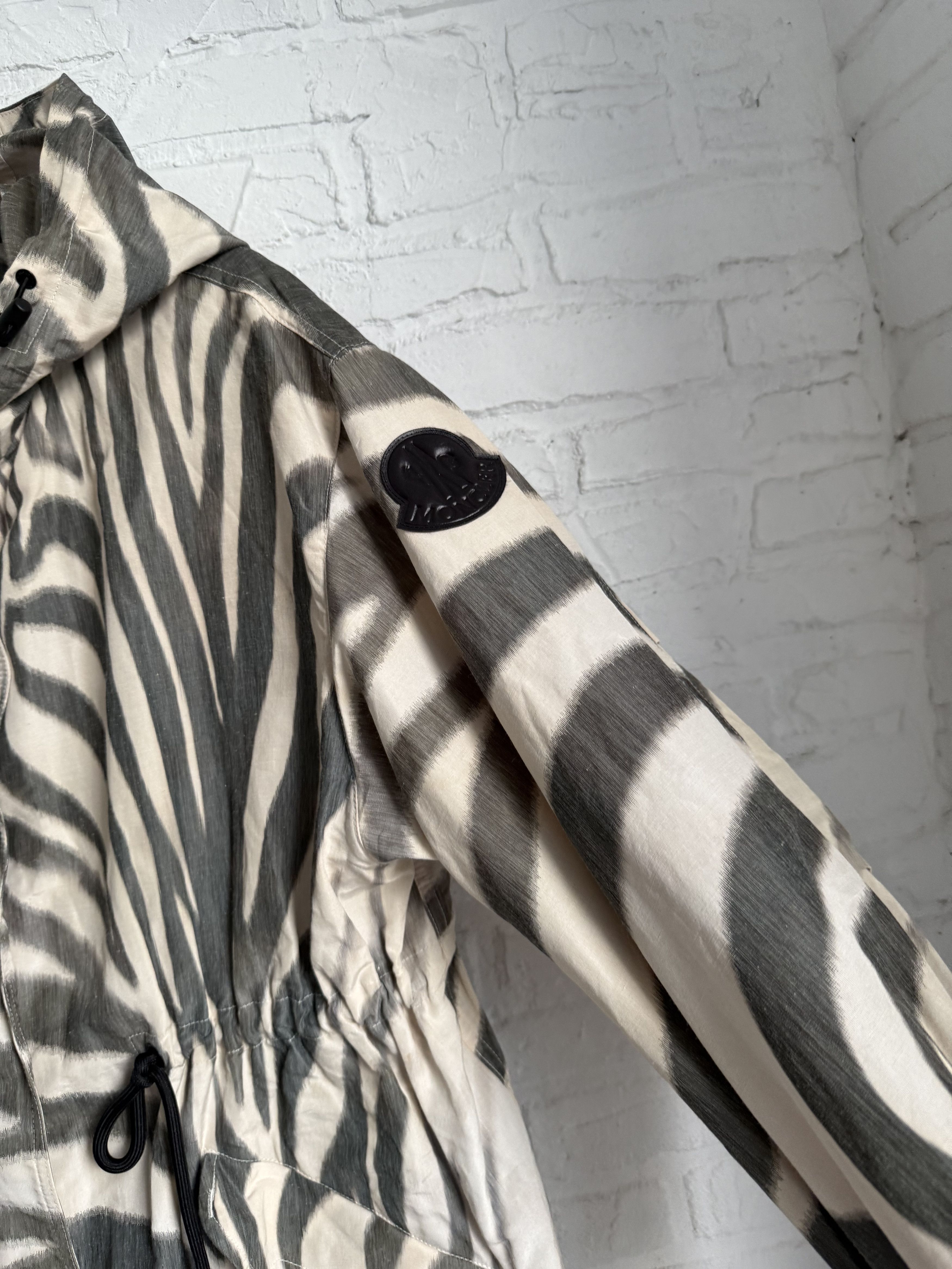Moncler Moncler Achird Zebra Print linen blend Parka Coat Size ONE SIZE - 18 Thumbnail
