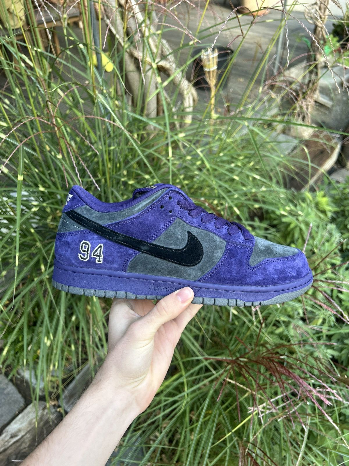 Nike × Supreme Supreme x Nike Sb Dunk OG QS ‘94 Ink Size US 9 / EU 42 - 1 Thumbnail