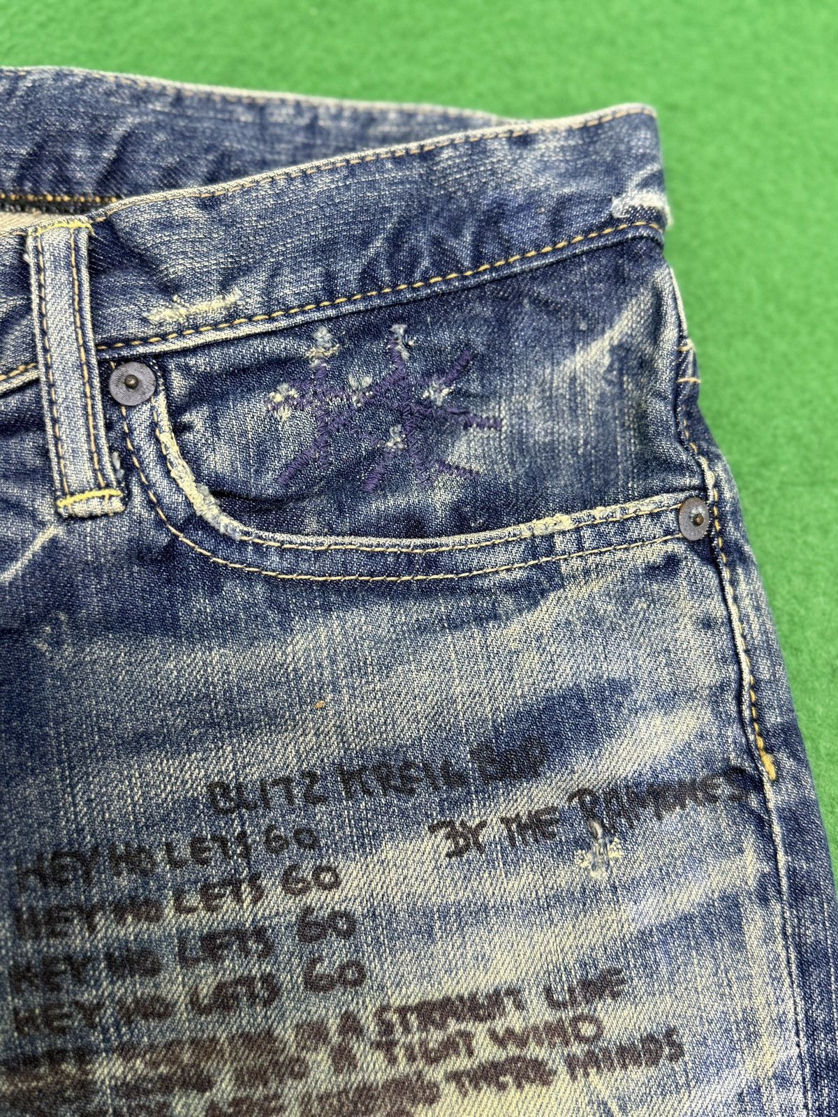 Hysteric Glamour A19 HYSTERIC GLAMOUR RAMONES Size US 29 - 9 Thumbnail
