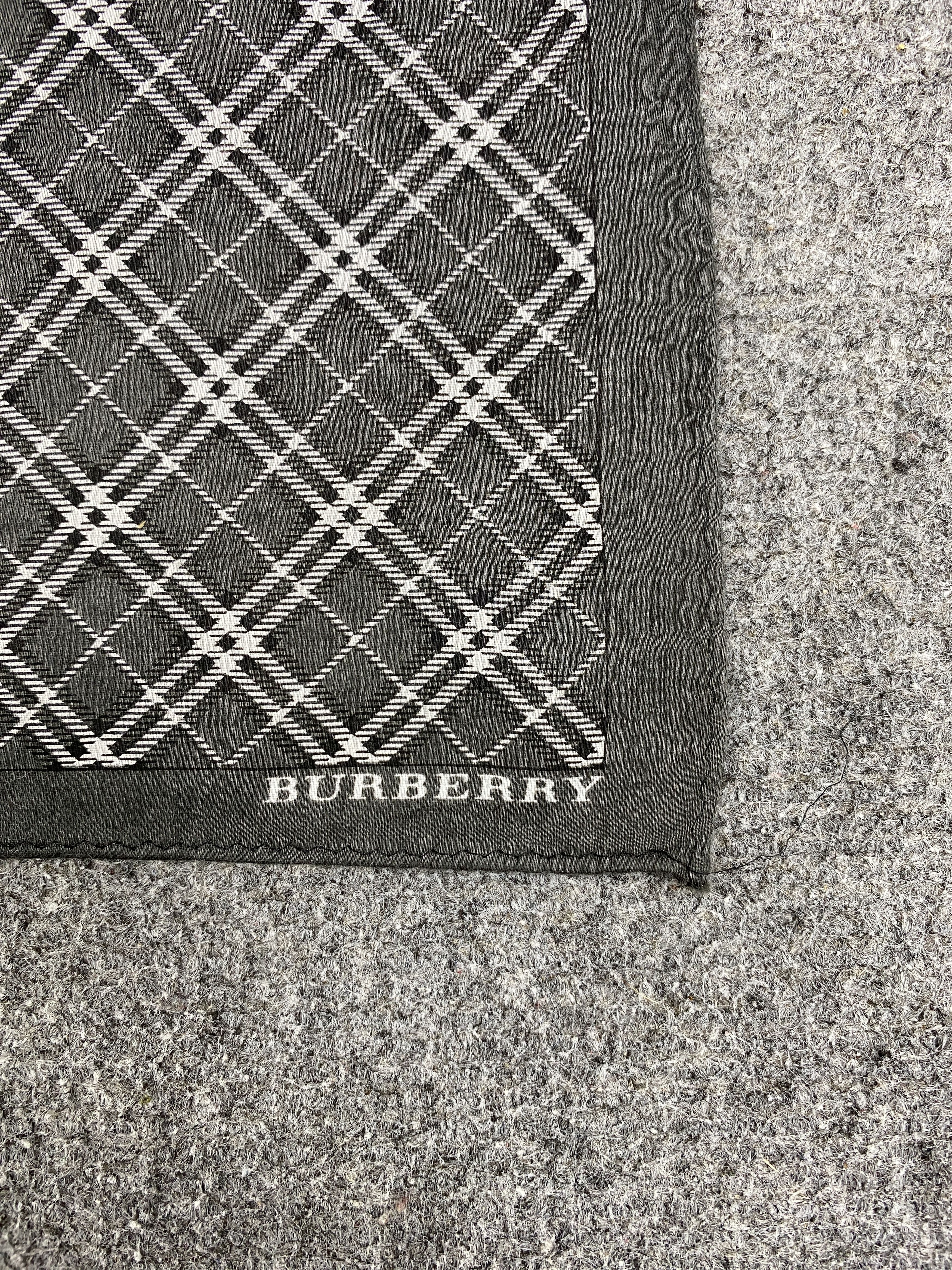 Burberry Burberry Handkerchief / Bandana / Neckerchief HKC0386 Size ONE SIZE - 5 Thumbnail