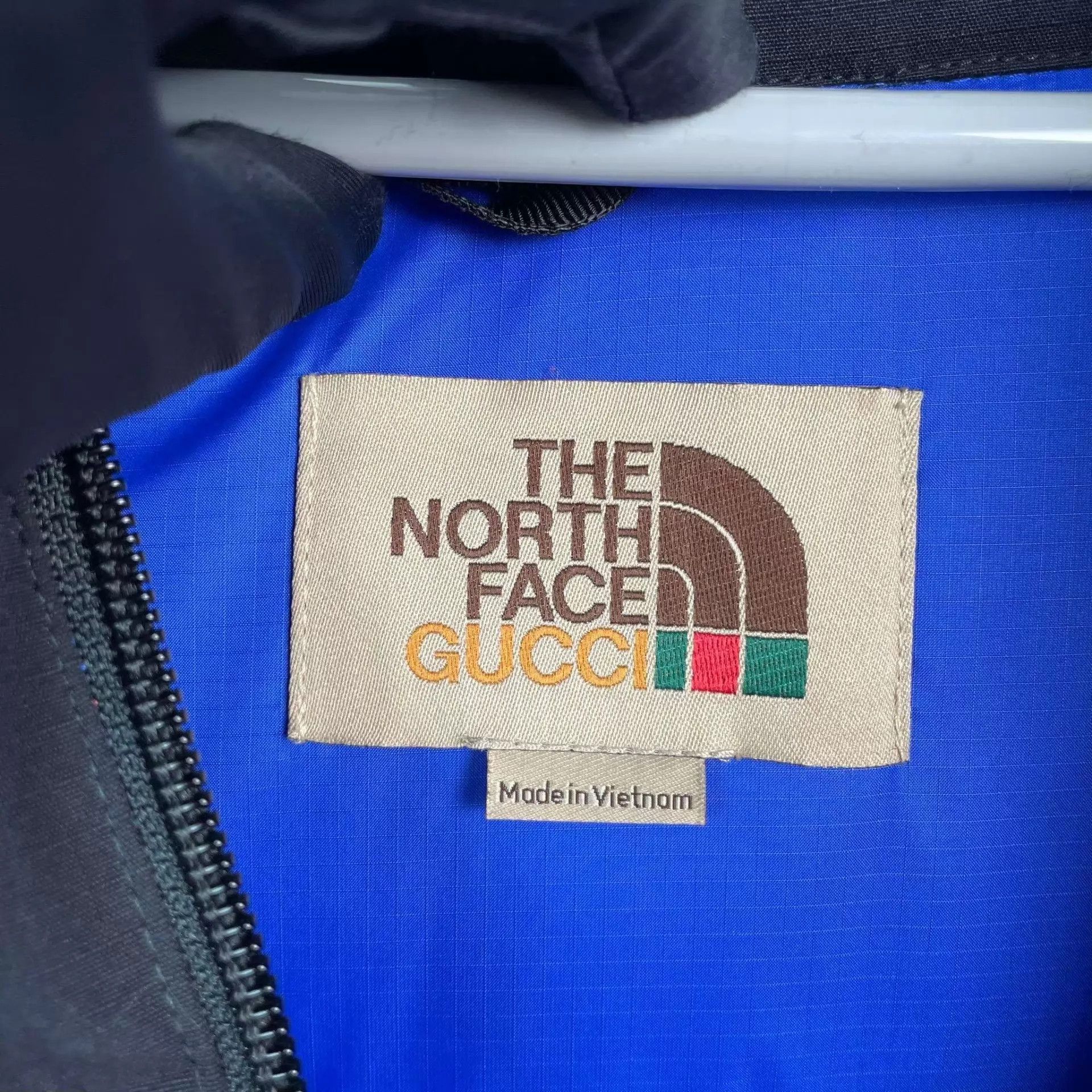 Gucci Gucci x The North Face Pink M Down Jacket Size M / US 6-8 / IT 42-44 - 4 Thumbnail