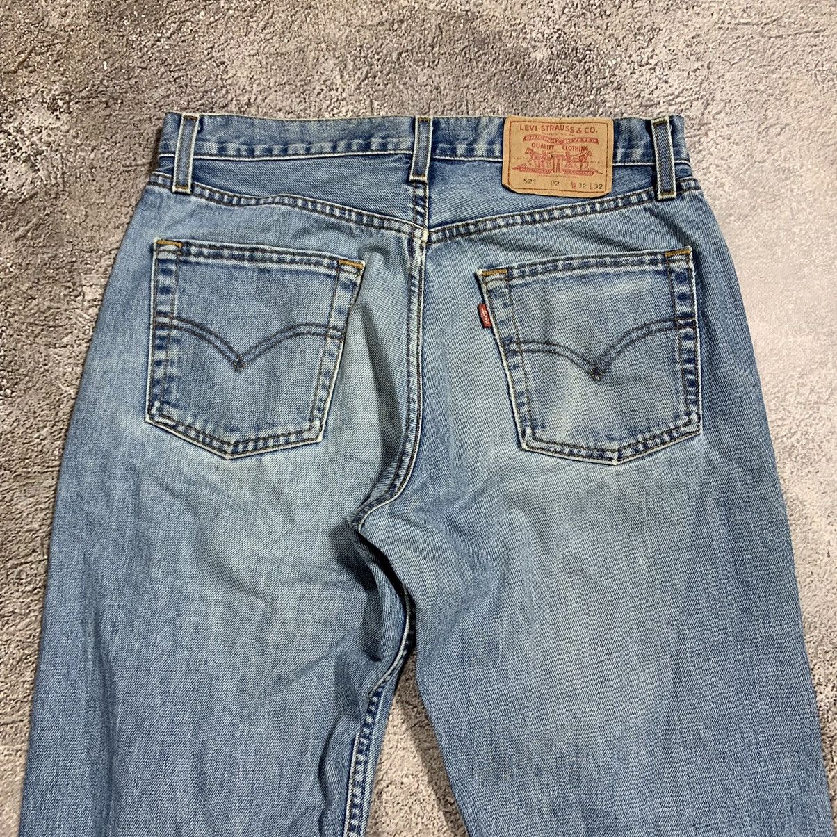 Vintage Vintage 90s Levis Relaxed Fit Faded Jeans Grunge Graphic 32 Size US 32 / EU 48 - 7 Thumbnail