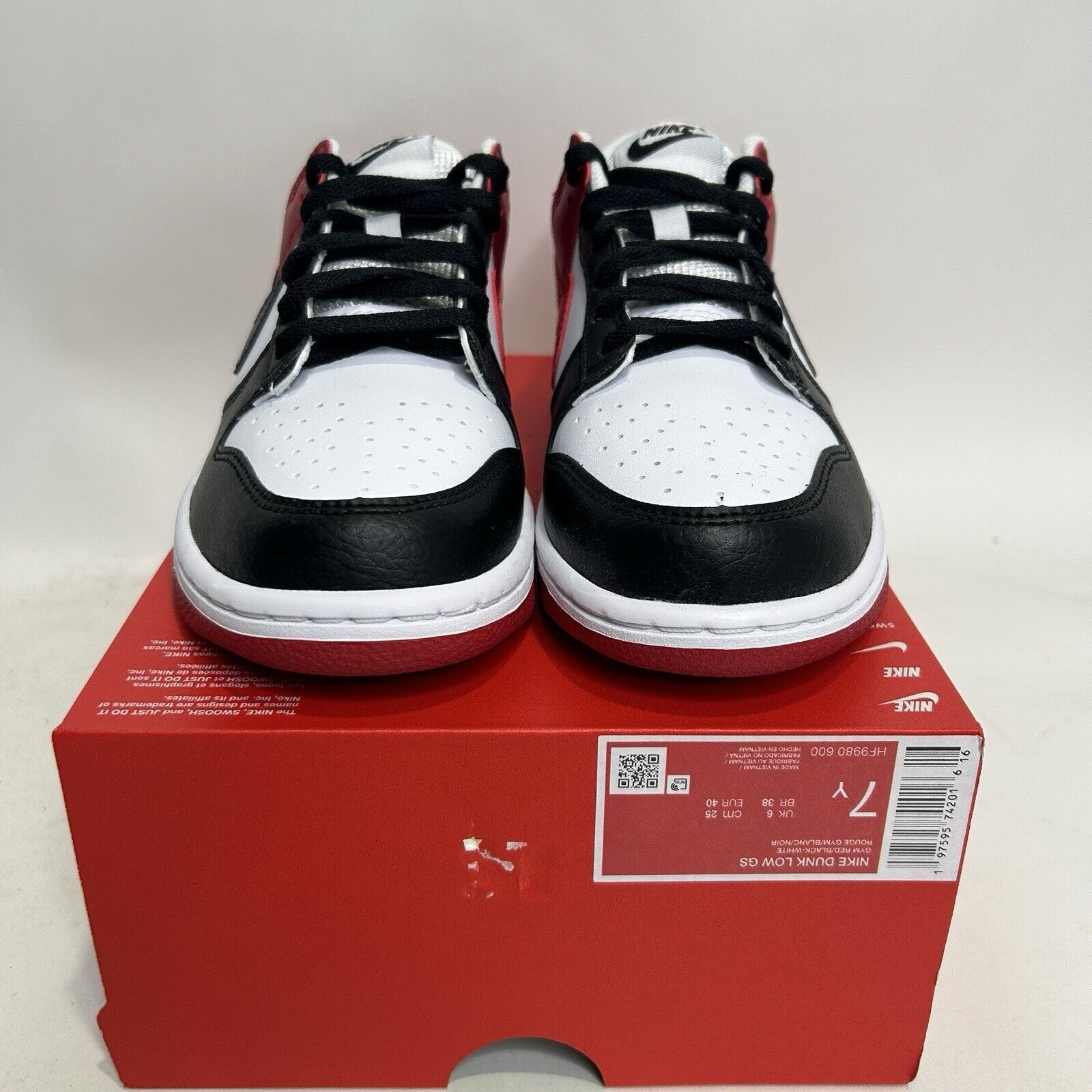Nike Nike Dunk Low GS “Chicago Black Toe/White Gym Red" 2024 Size US 8.5 / IT 38.5 - 2 Thumbnail
