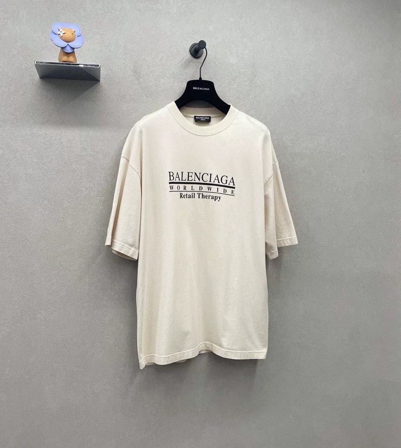 Balenciaga Balenciaga Vintage Plain Short Sleeve T-Shirt Size US S / EU 44-46 / 1 - 3 Thumbnail