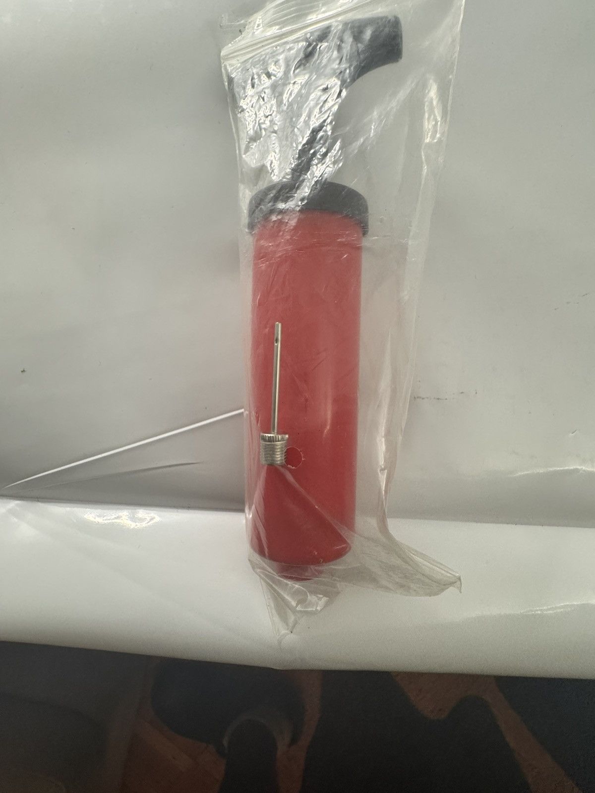 Supreme Supreme Ball Pump RARE Size ONE SIZE - 2 Thumbnail