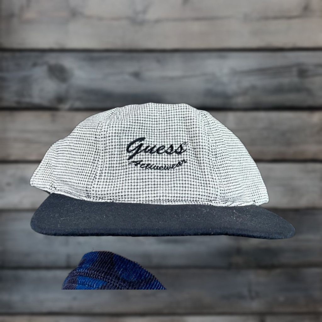 Guess VINTAGE GUESS Activewear Snapback Dad Hat Adult One Size Gray Textured Cotton Cap Mens Size ONE SIZE - 1 Thumbnail