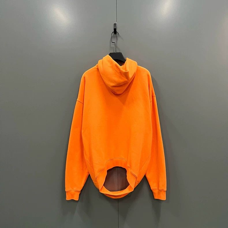 Balenciaga Balenciaga Contrasting Logo Printed Hoodie Size US M / EU 48-50 / 2 - 2 Thumbnail