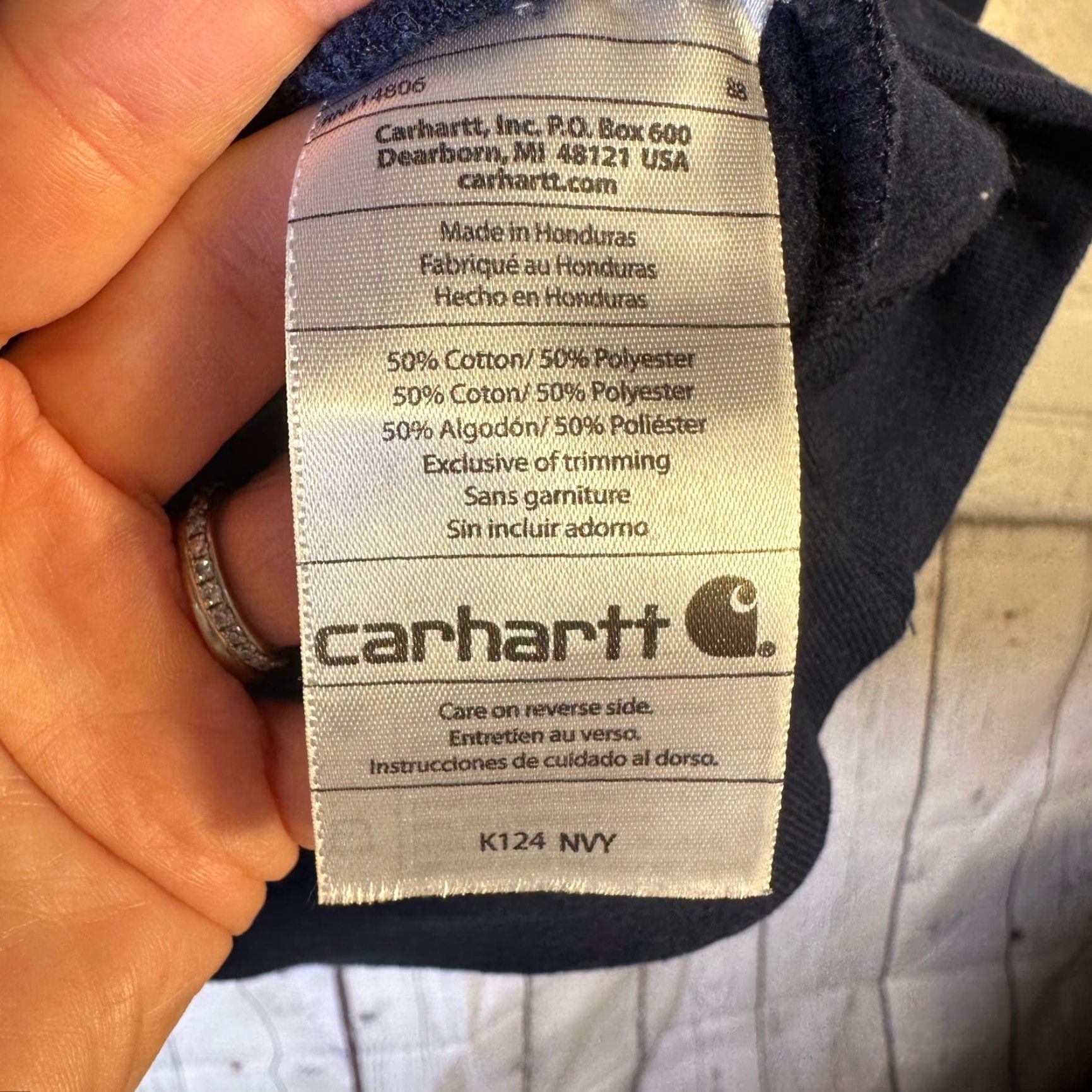 Carhartt VINTAGE Carhartt K124 NVY Mens LT Tall Navy Blue Crewneck Sweatshirt Pullover Size US L / EU 52-54 / 3 - 5 Thumbnail