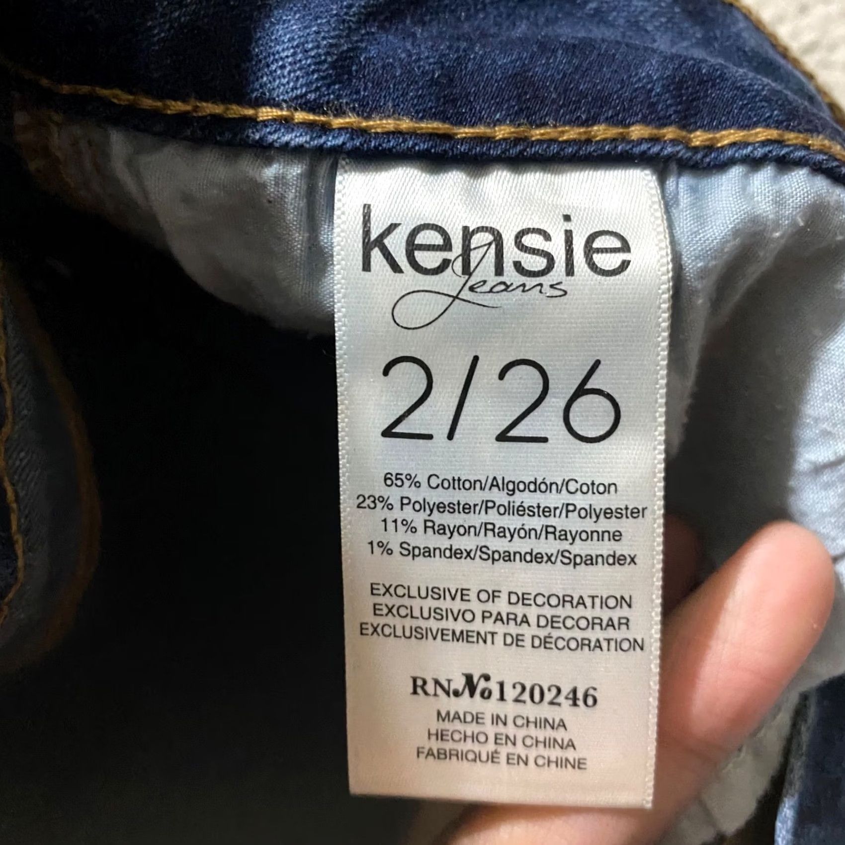 Vintage Kensie Jeans Jeans Blue Denim Medium Wash Mid Rise Ankle Distressed 27x24 5-Pocket Womens Size 26" / US 2 / IT 38 - 4 Thumbnail