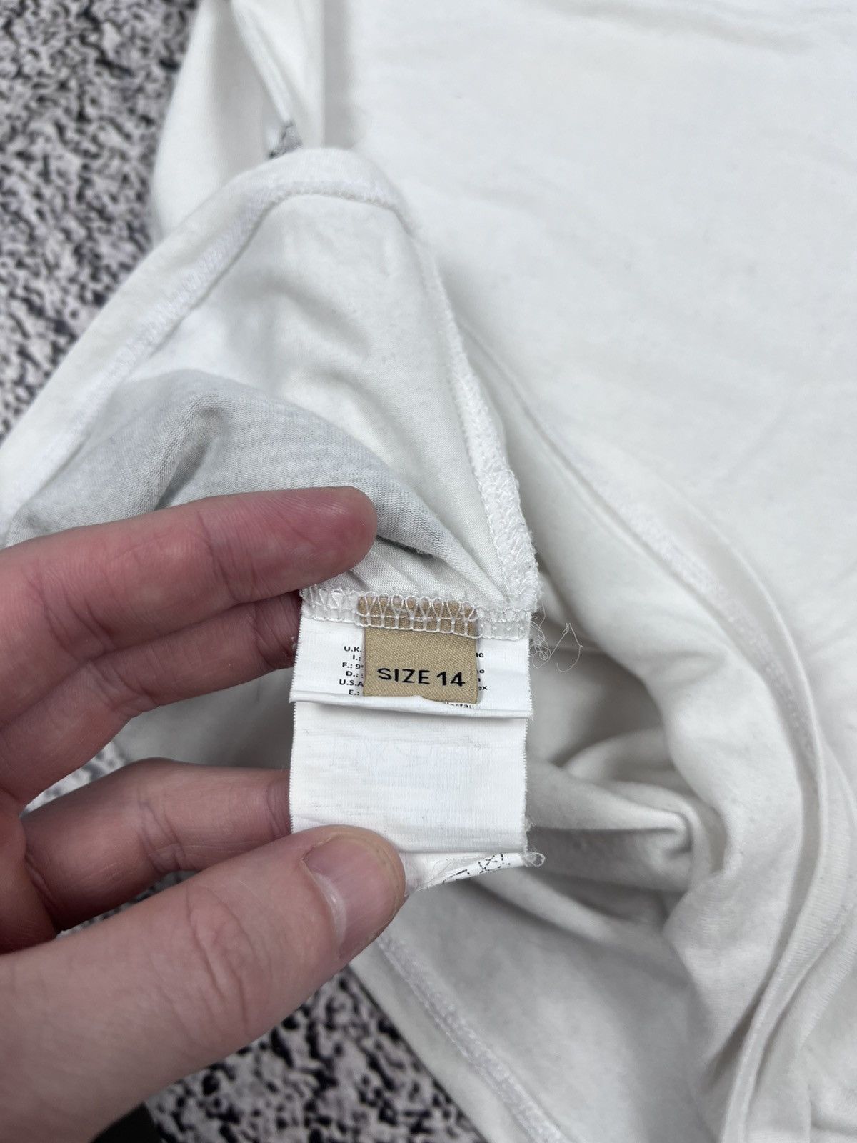 John Galliano Vintage John Galliano flutter sleeves logo t shirt top Size S / US 4 / IT 40 - 12 Thumbnail