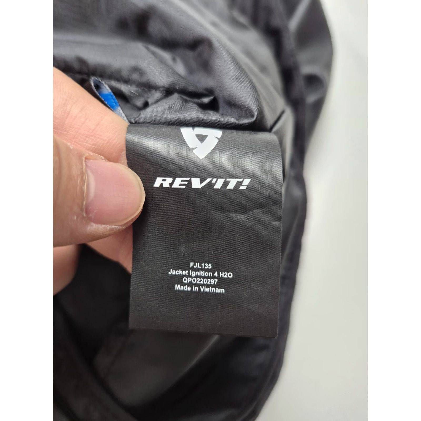 Rains REV'IT! Ignition 4 H2O Jacket Mens L Gray Waterproof Motorcycle Rain Size US L / EU 52-54 / 3 - 6 Thumbnail