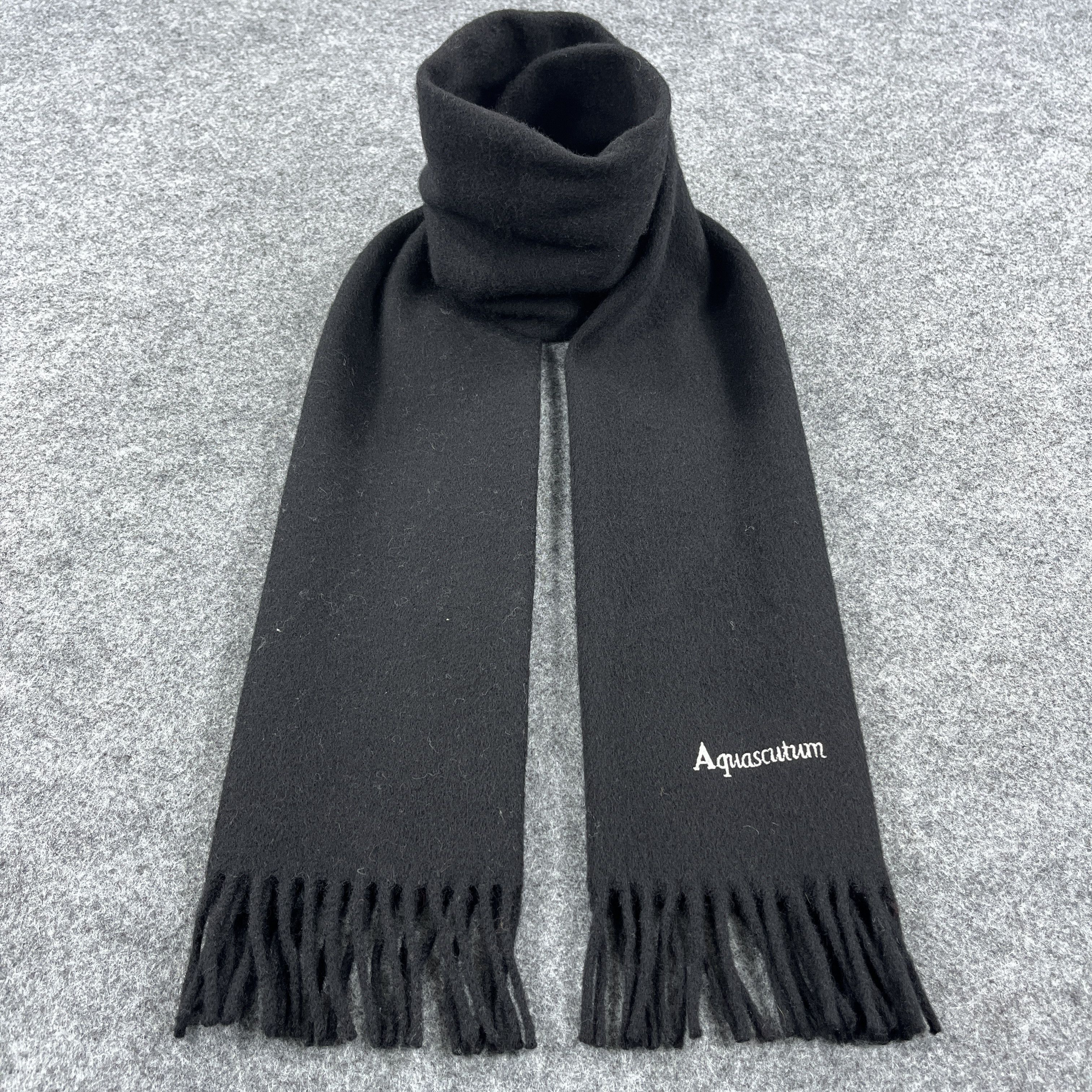 Aquascutum × Vintage Aquascutum Plain Scarf / Muffler / Neckwear T1192 Size ONE SIZE - 9 Thumbnail